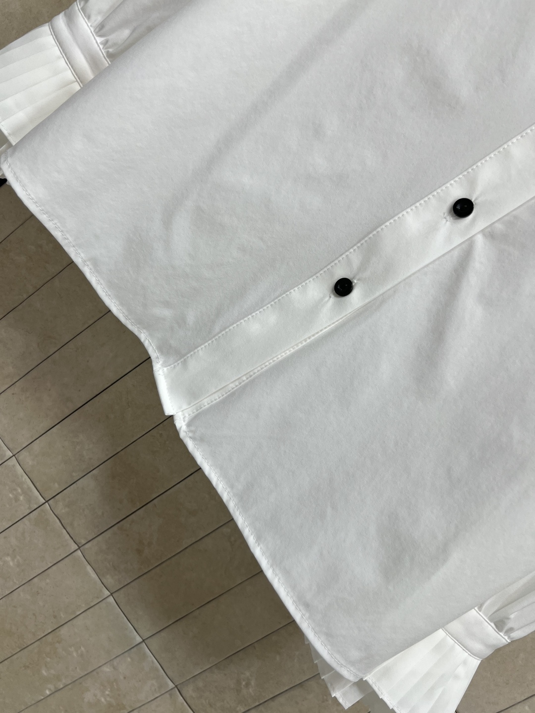 L家 25早秋新款 花边领老花拼接宫廷风衬衣 上身就是气质公主 满足任何一个女孩子的精致公主梦  随便搭