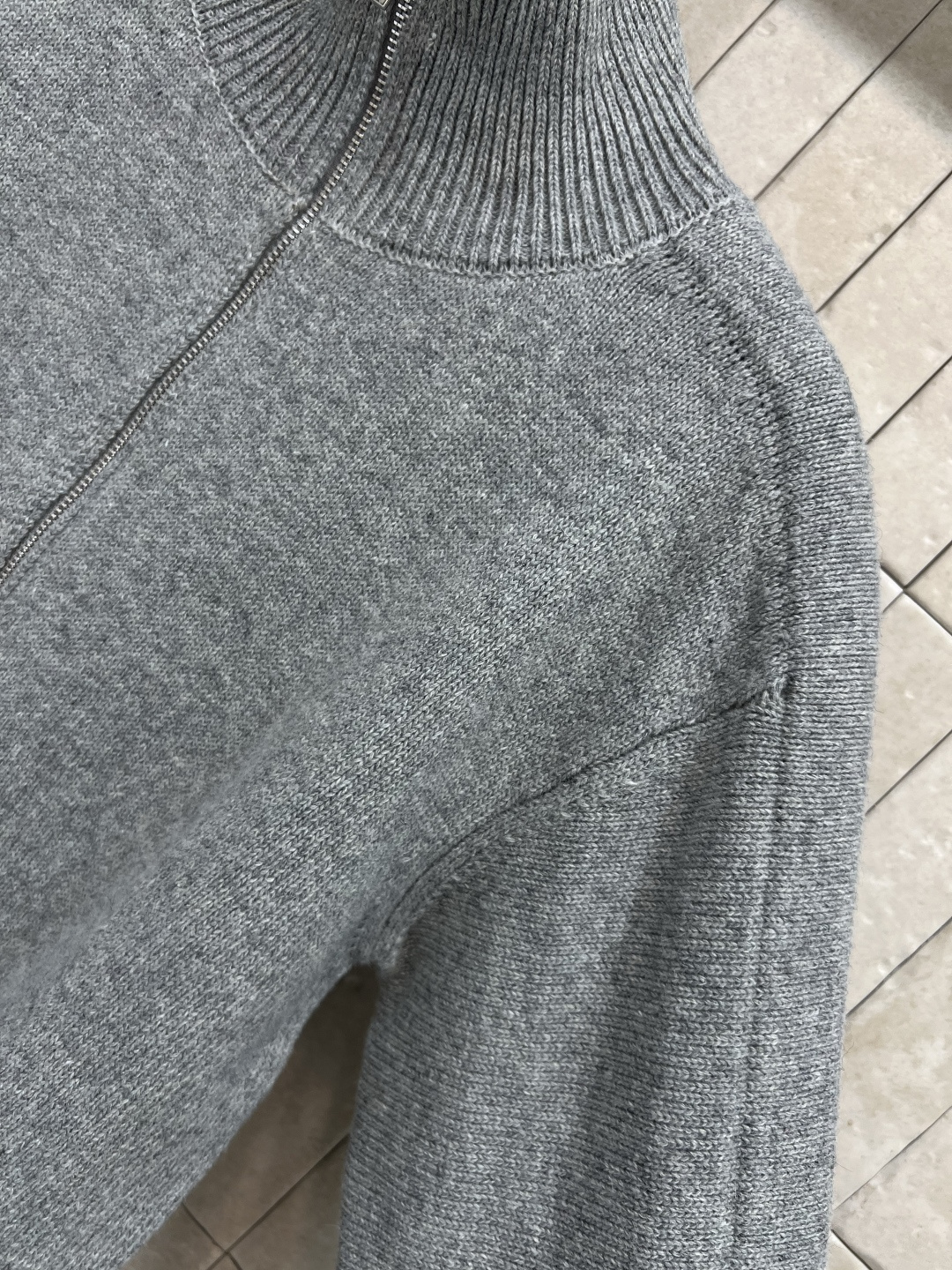 25早秋新款 中性灰立领针织外套 重磅羊毛纱线质感细腻柔软  酷帅时髦高级单品 上身满满的减龄少女感 百