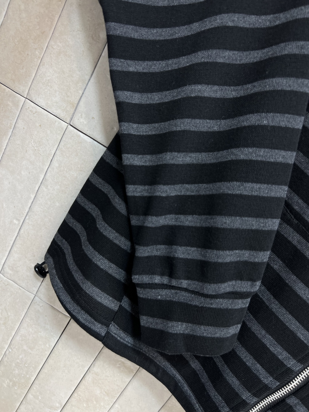 MIu家 25早秋新款 条纹休闲套装 连帽拉链卫衣外套+高腰休闲裤 绝绝子一套搭配 刺绣logo贴布点辍