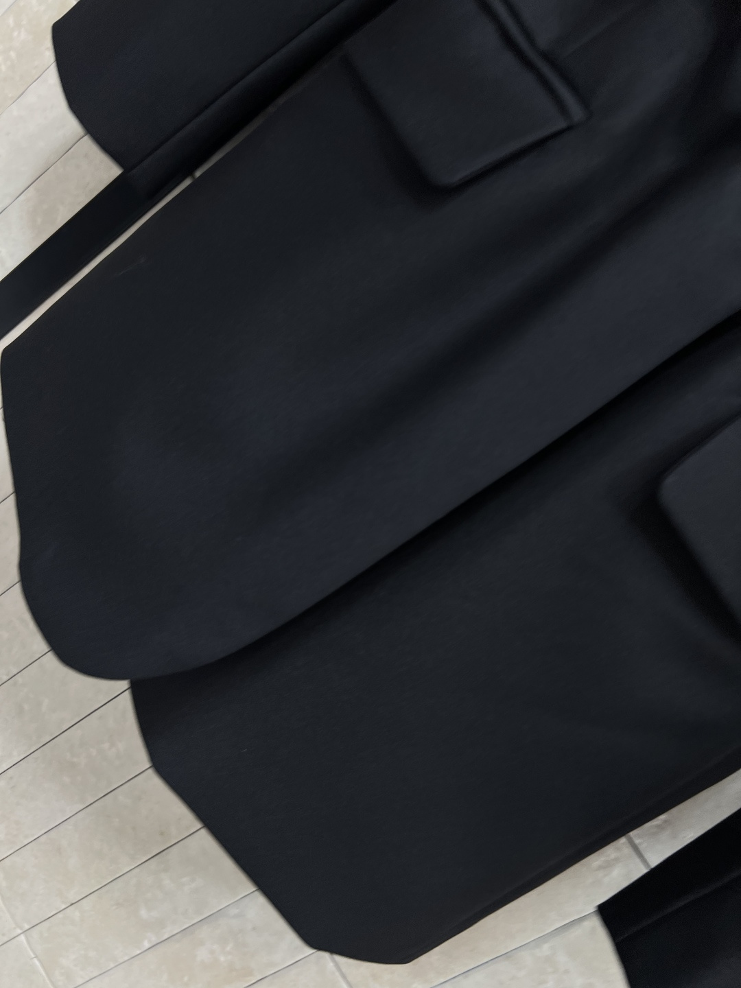 D家 25早秋新款 腰带中长款西装外套  阔版设计感十足的西装外套  时髦又带有气质休闲不失格调 配送蝴