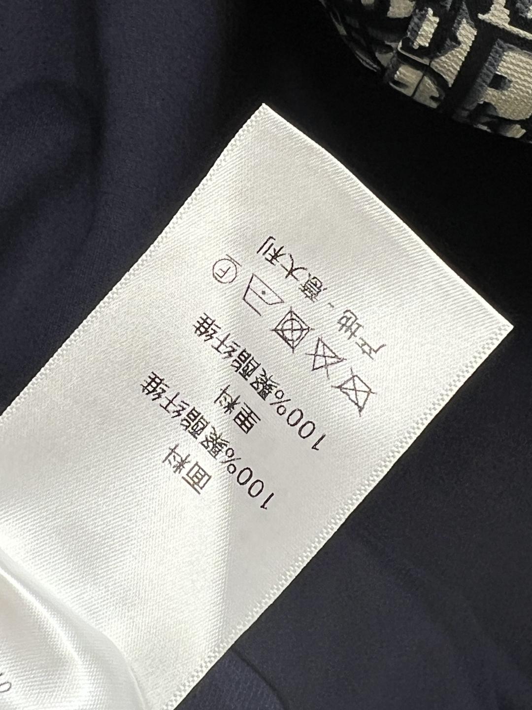 D家 25早秋新款 经典D字母老花图案拼接设计 休闲连帽卫衣+抽绳休闲裤 一套上身帅气又时髦有型 经典版