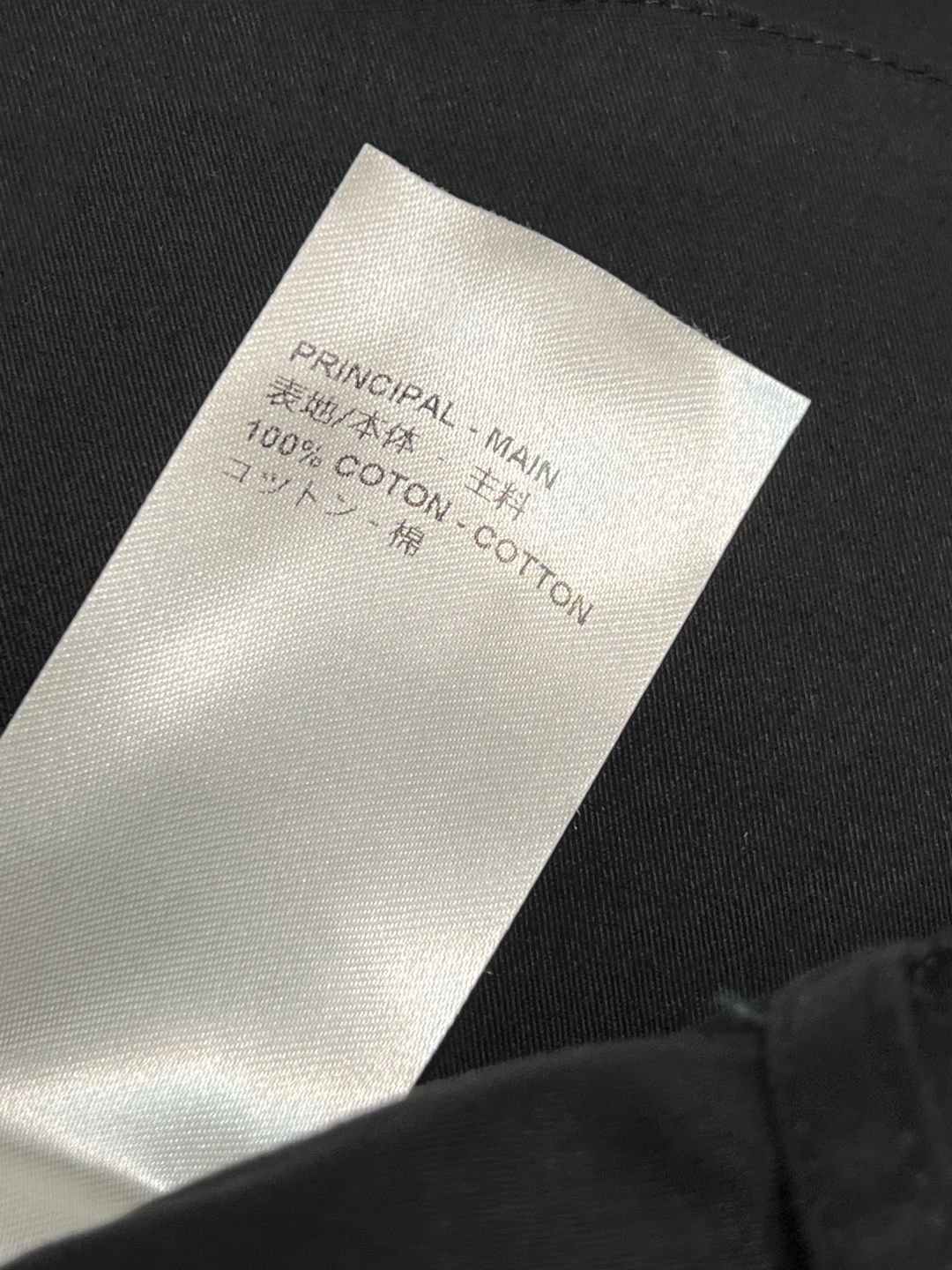 L家 25早秋新款 腰带扣装饰高腰工装裤 美式街头带感 独特老花皮革装饰工装口袋设计 走起路来超级拉风 