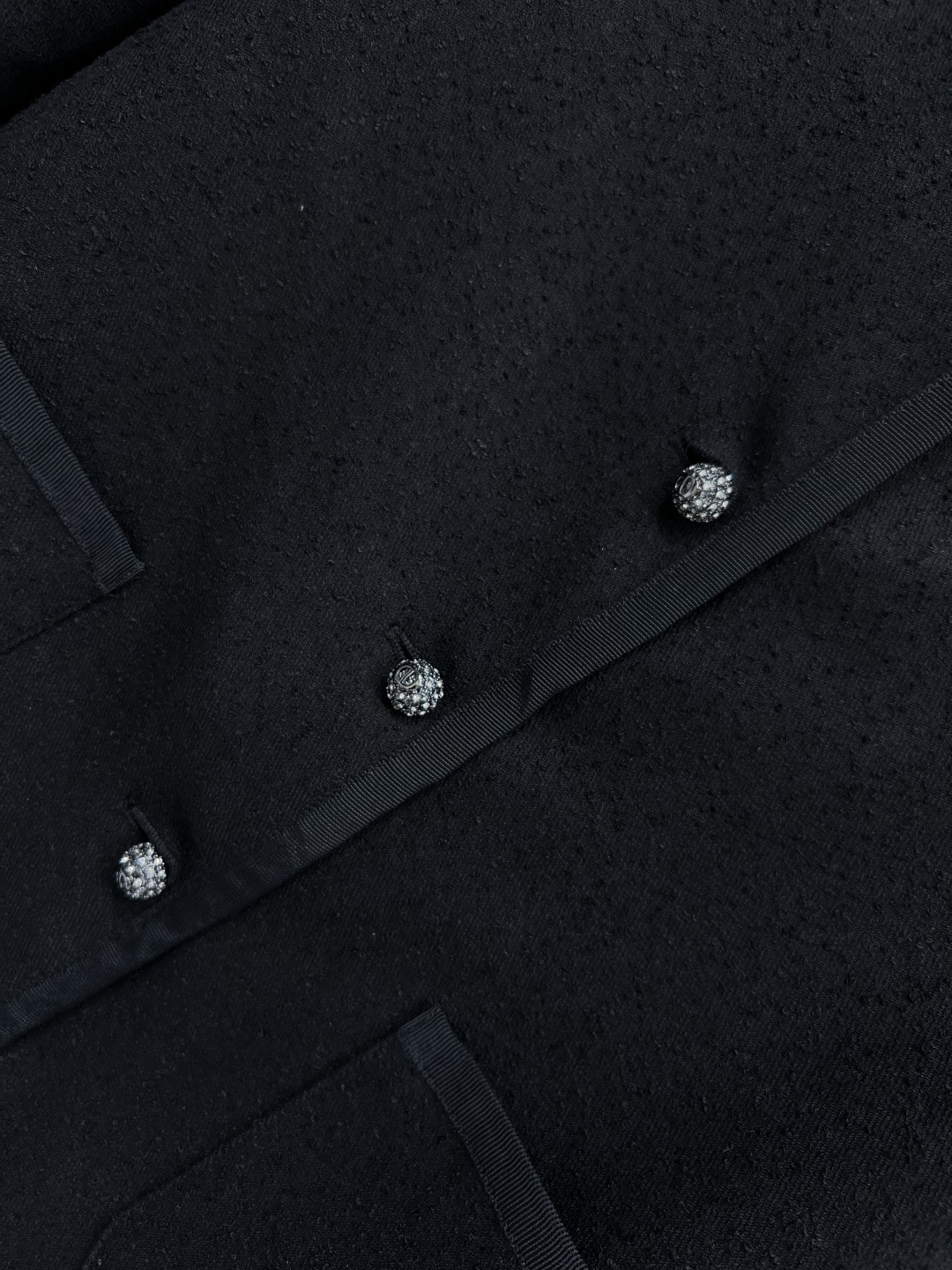 D家 25早秋新款 圆领毛呢外套  短小精干 提升精气神 小圆领修饰脖颈 凸显简练帅气的美感 内里可搭配