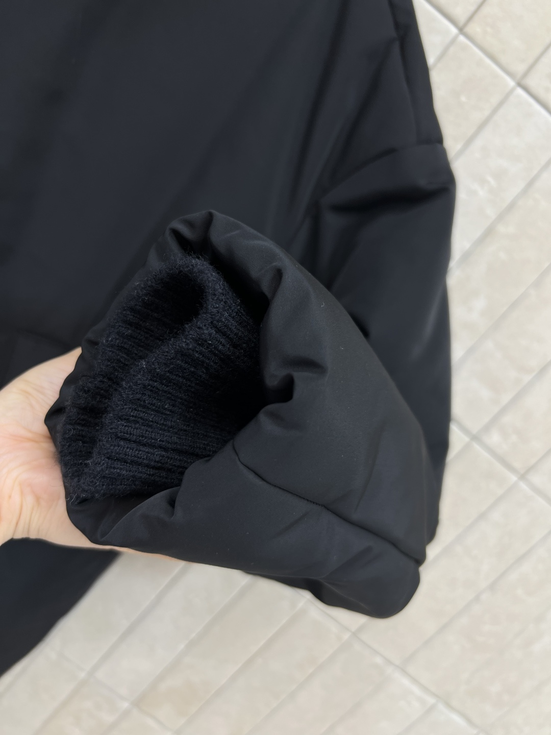 LW家 25秋冬新款 羊毛绒翻领皮扣面包服 上身立马显瘦又气质优雅 高个子小个子都能轻松驾驭 立体的修身