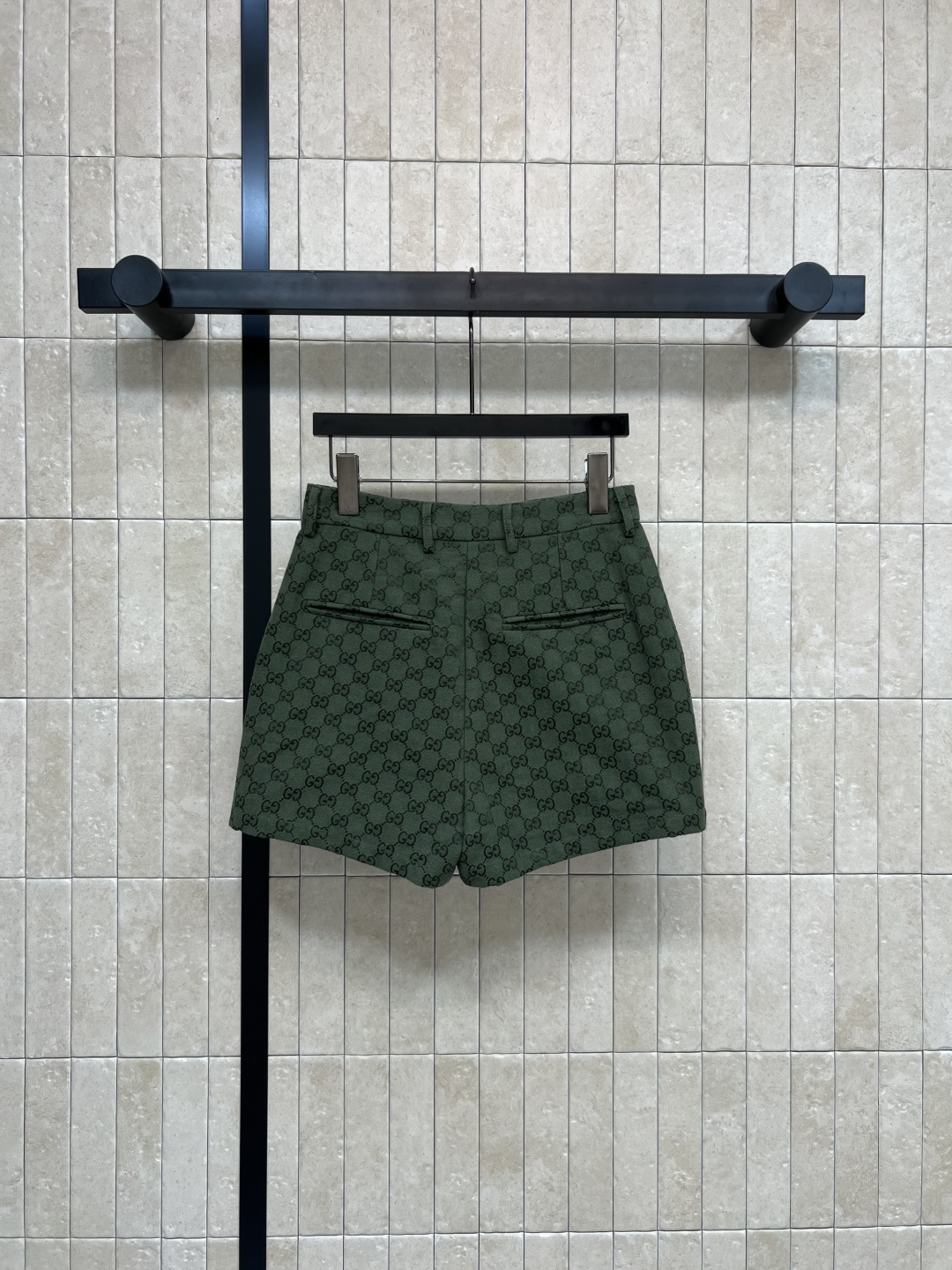 G家 25早秋新款 绿色双G提花系列 高腰短裤 各种场合都适合穿 秒抬气质 超级高级 自带气场感 高腰直