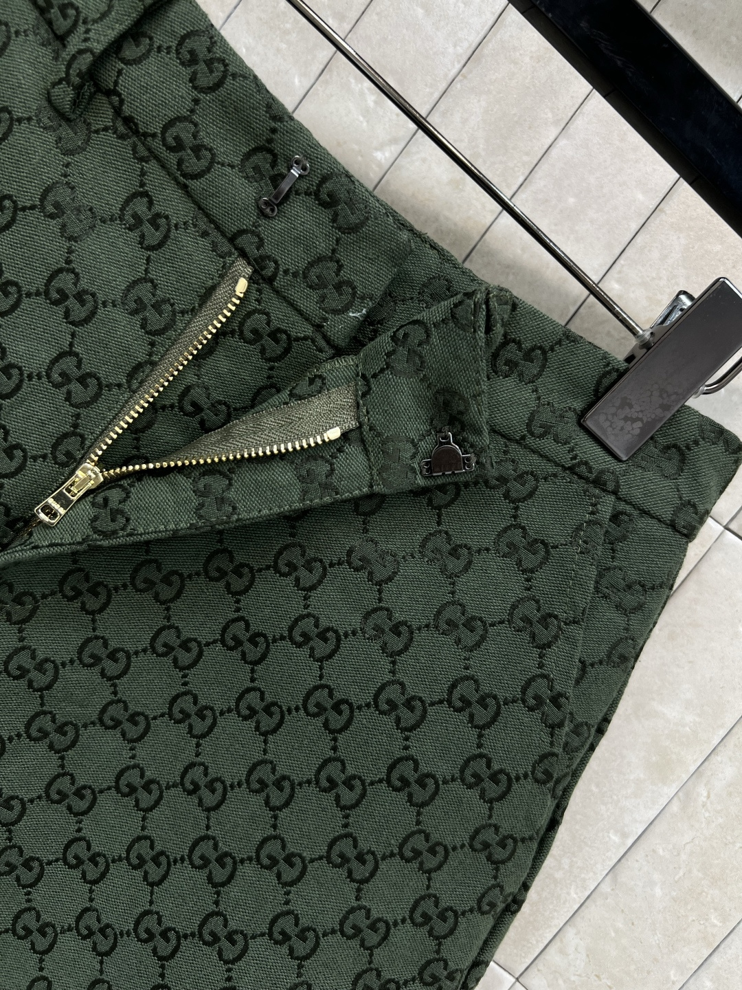 G家 25早秋新款 绿色双G提花系列 高腰短裤 各种场合都适合穿 秒抬气质 超级高级 自带气场感 高腰直