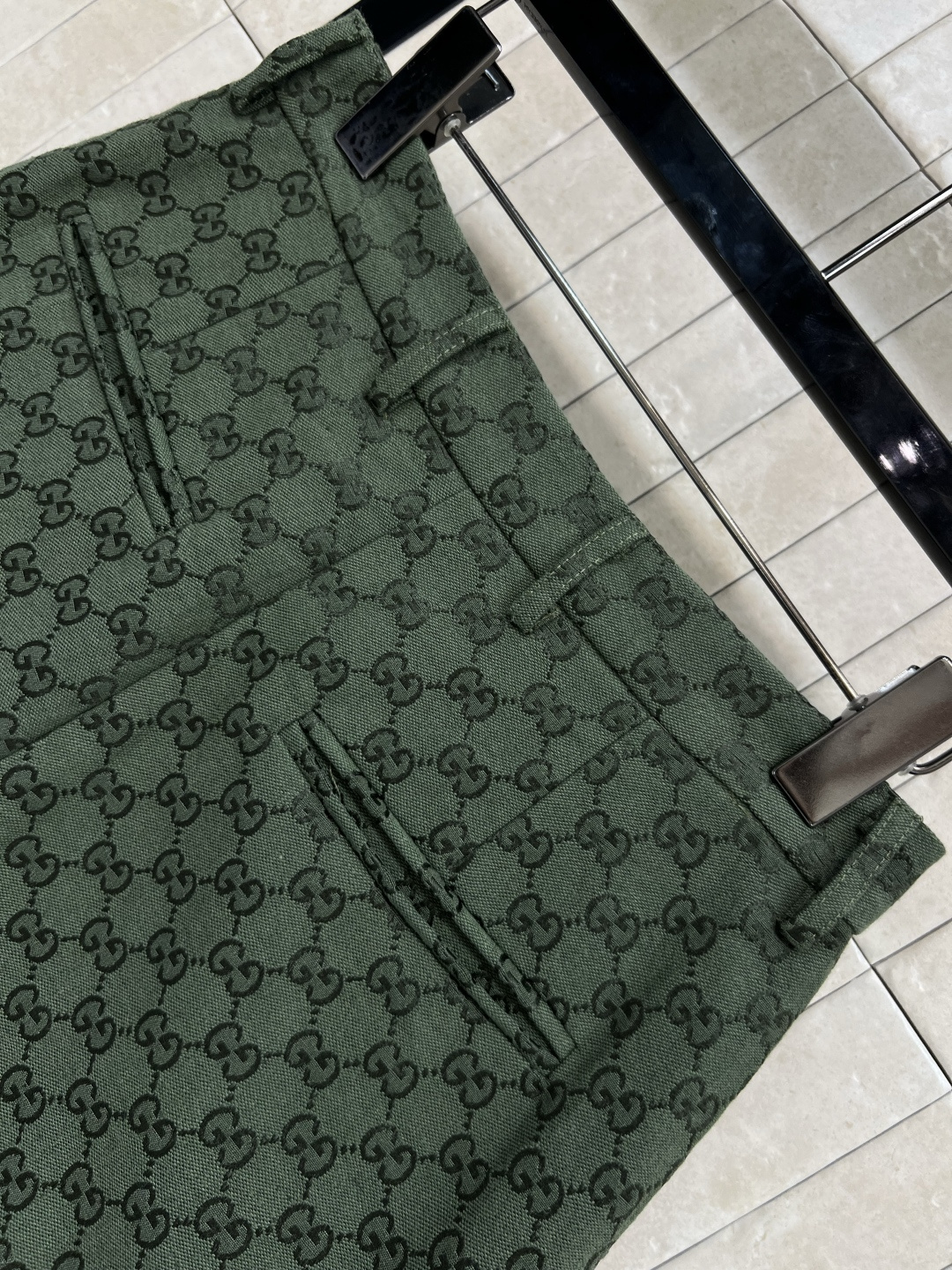 G家 25早秋新款 绿色双G提花系列 高腰短裤 各种场合都适合穿 秒抬气质 超级高级 自带气场感 高腰直