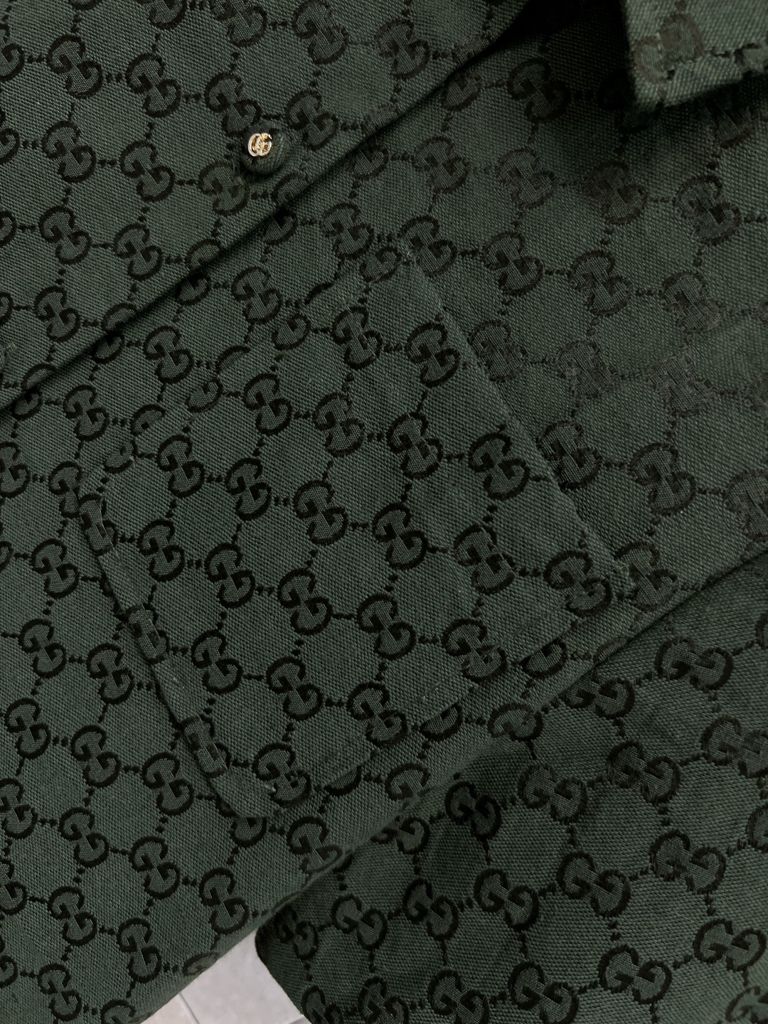 G家 25早秋新款 绿色双G提花系列 翻领短款短袖衬衣 经典满印的GG提花外套 喜欢老花的一定不要错过 
