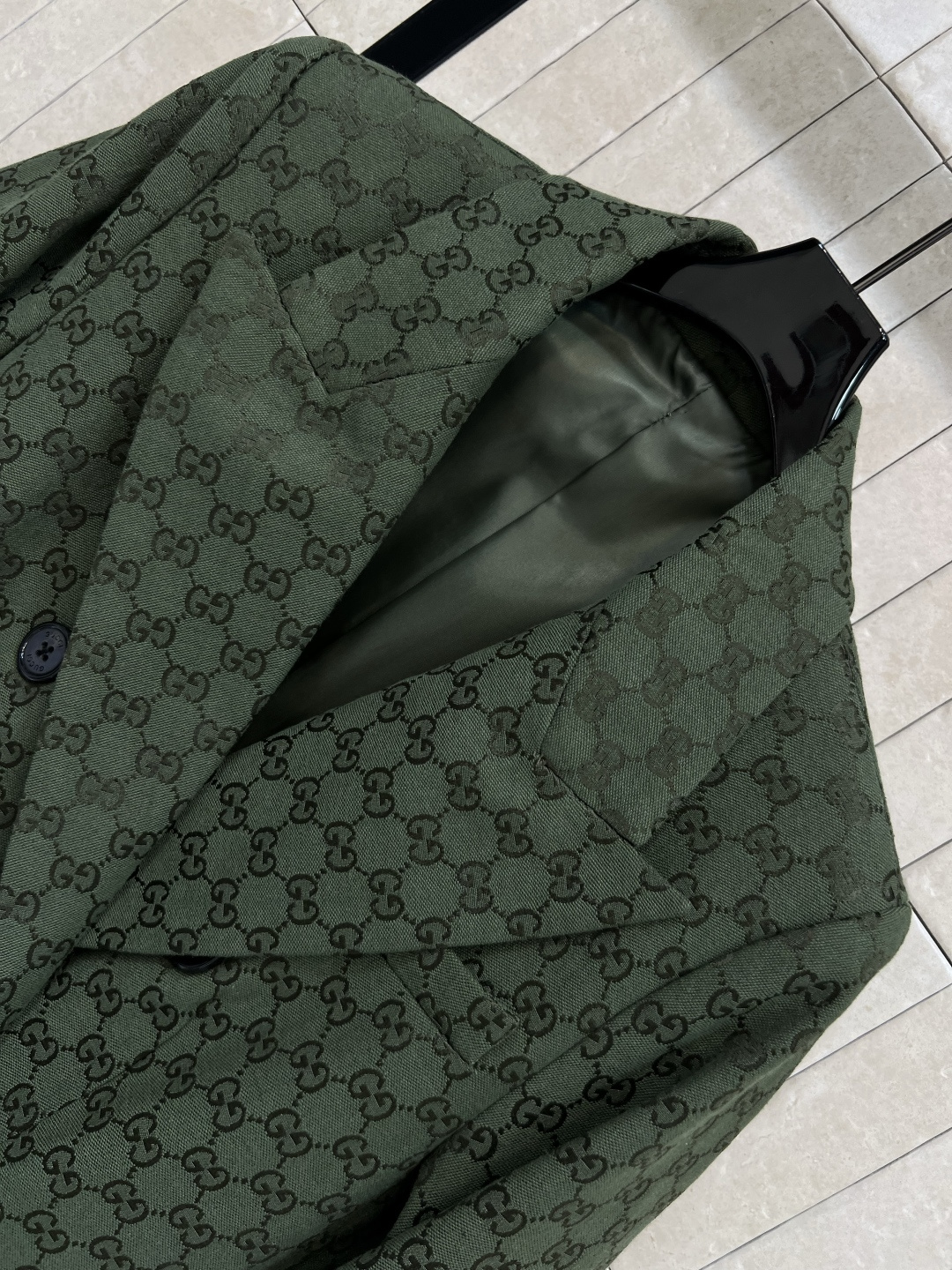 G家 25早秋新款 绿色双G提花系列 翻领西装外套 经典满印的GG提花外套 喜欢老花的一定不要错过 巨抬