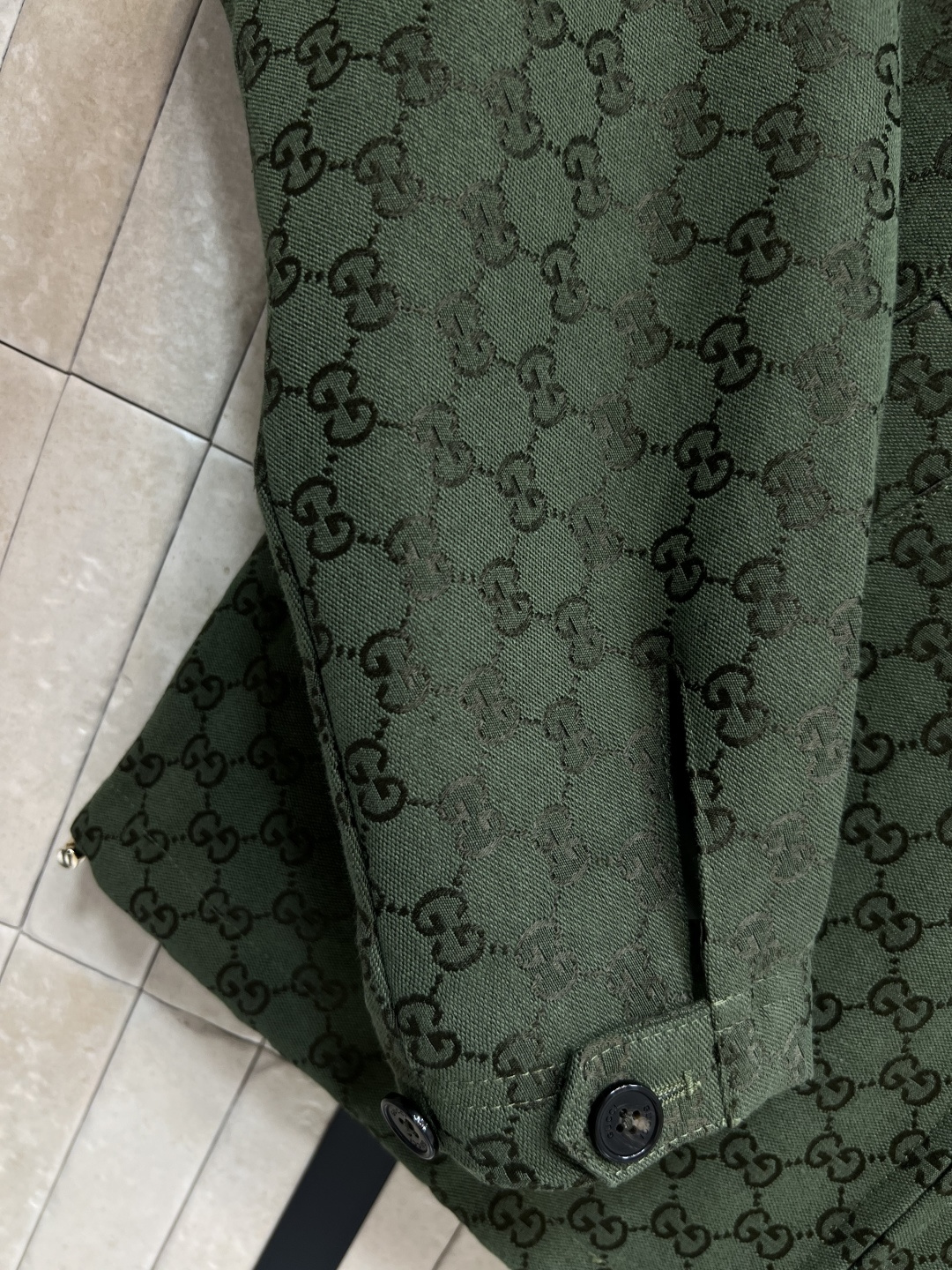 G家 25早秋新款 绿色双G提花系列 翻领夹克外套 经典满印的GG提花外套 喜欢老花的一定不要错过 拼接
