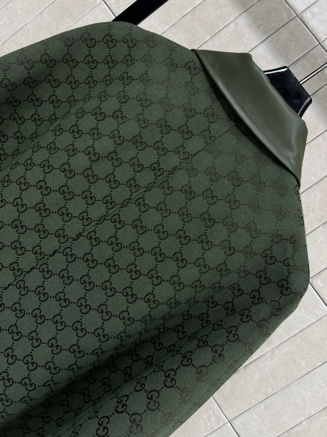 G家 25早秋新款 绿色双G提花系列 翻领夹克外套 经典满印的GG提花外套 喜欢老花的一定不要错过 拼接