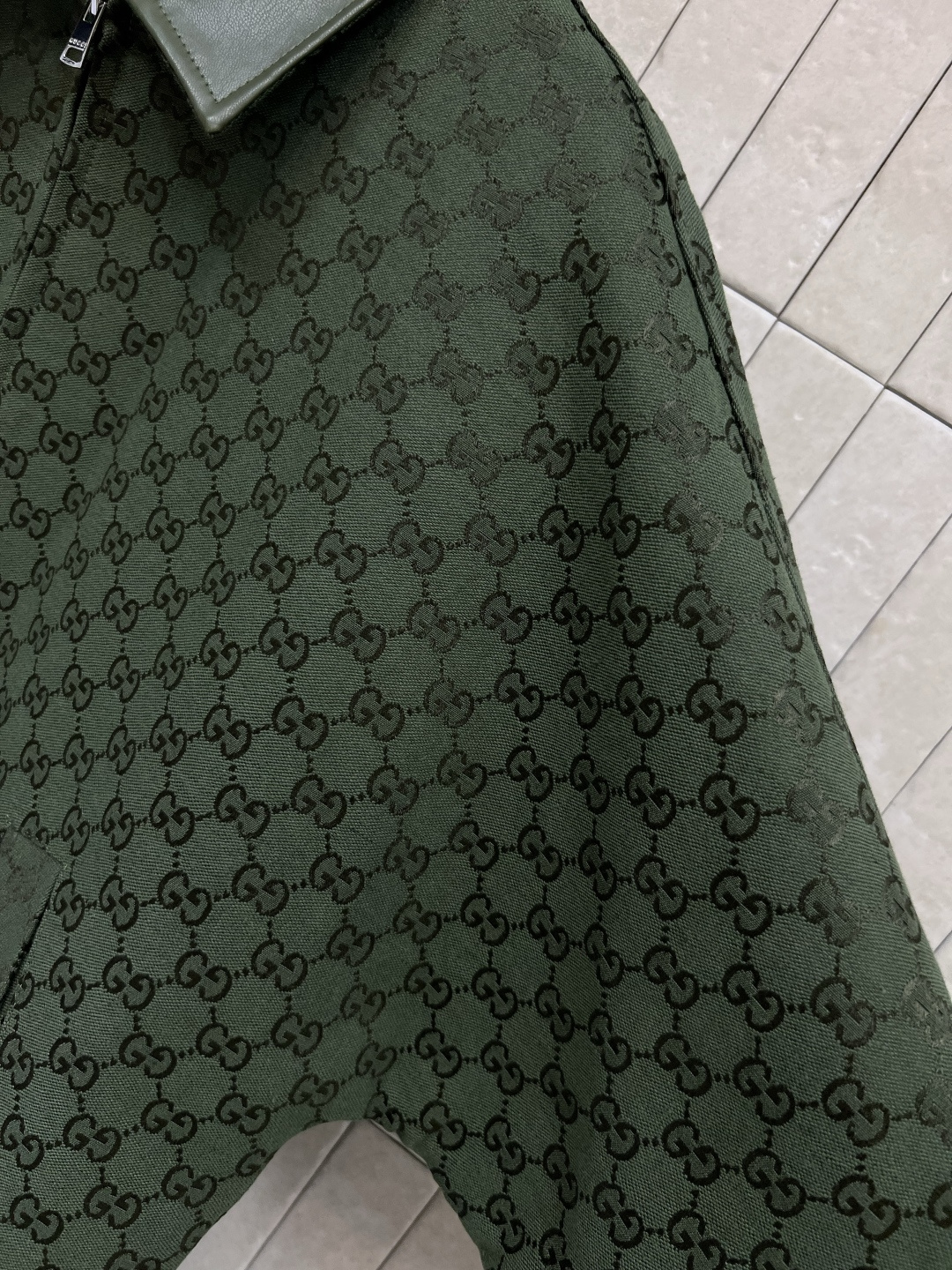 G家 25早秋新款 绿色双G提花系列 翻领夹克外套 经典满印的GG提花外套 喜欢老花的一定不要错过 拼接