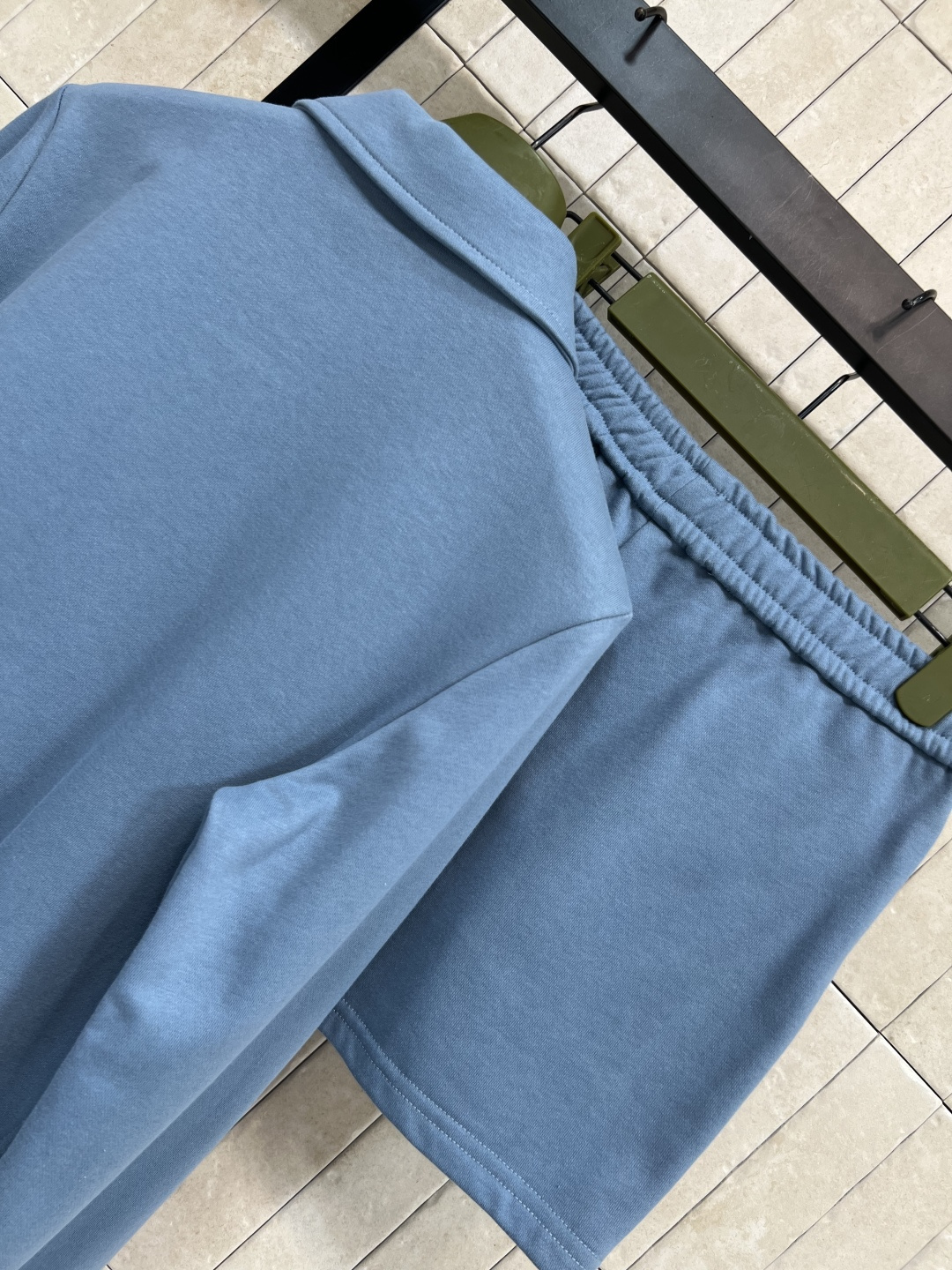 G家 25早秋新款 双层领卫衣短裤套装 蓝色尽显优雅活力 Polo领 撞色可拆卸的双层领设计 精致同时又