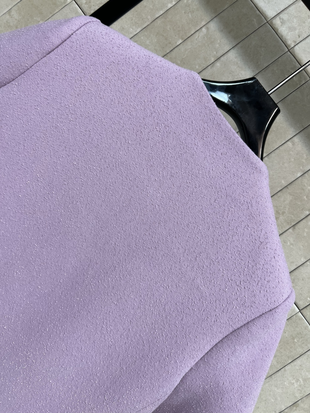 D家 25早秋新款 圆领短款毛呢上衣+ 毛呢高腰压褶半身裙 简约大方的设计打造高级成衣 定制CD珍珠扣点