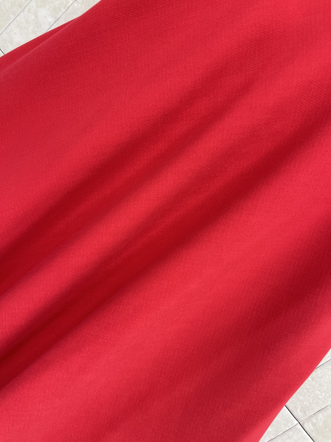 D家 25早秋新款 红色西装外套+半身裙 领口立领单排扣设计修饰脖颈线条 泡泡短袖小上衣 减龄又甜美 短