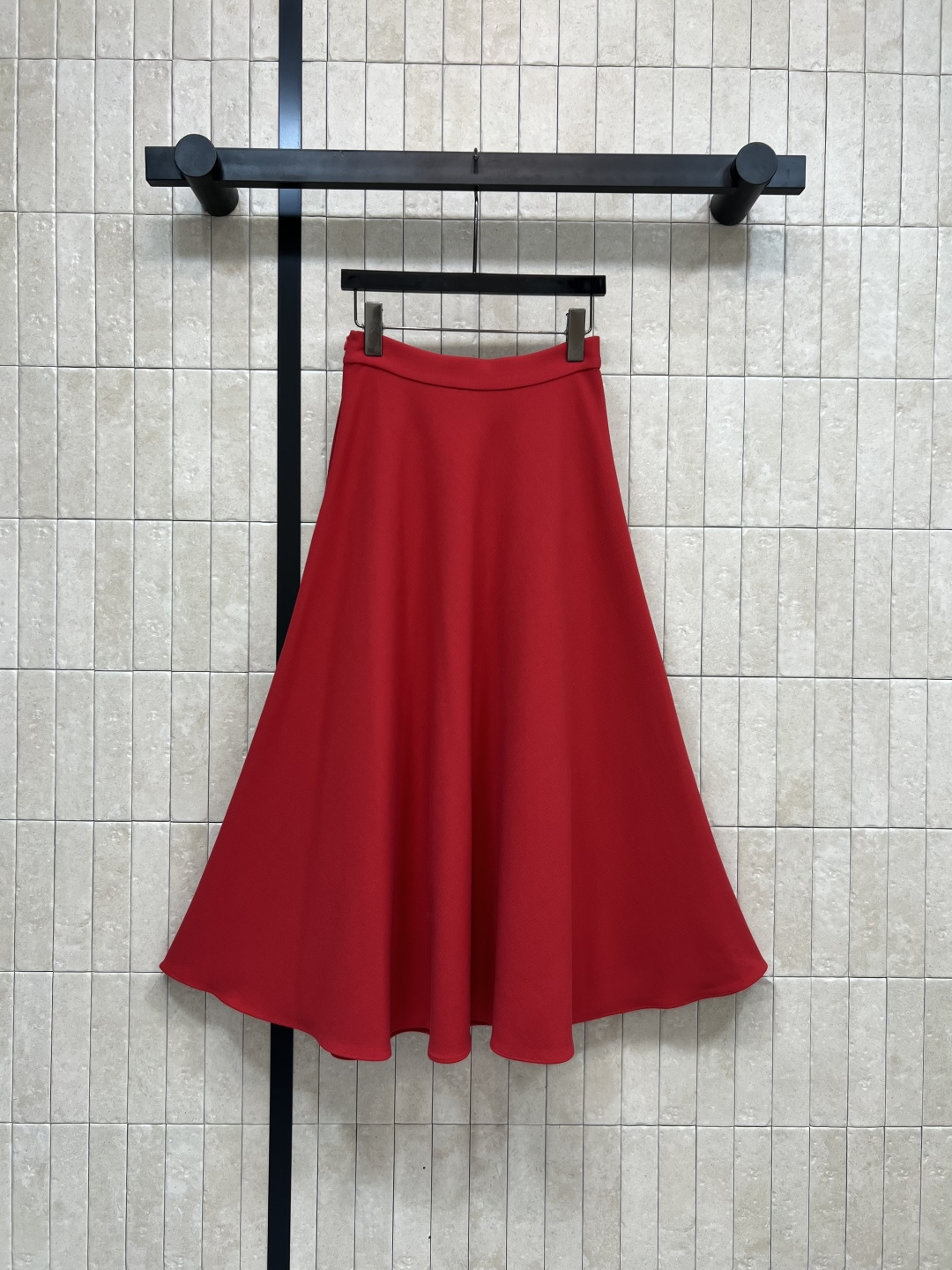 D家 25早秋新款 红色西装外套+半身裙 领口立领单排扣设计修饰脖颈线条 泡泡短袖小上衣 减龄又甜美 短