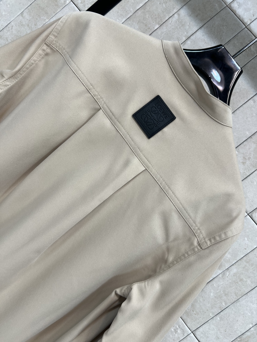 LW家 25早秋新款 宽松显瘦工装连衣裙 卡其色工装风连衣裙 立领宽松又显瘦 五金字母腰带收腰 完美分割