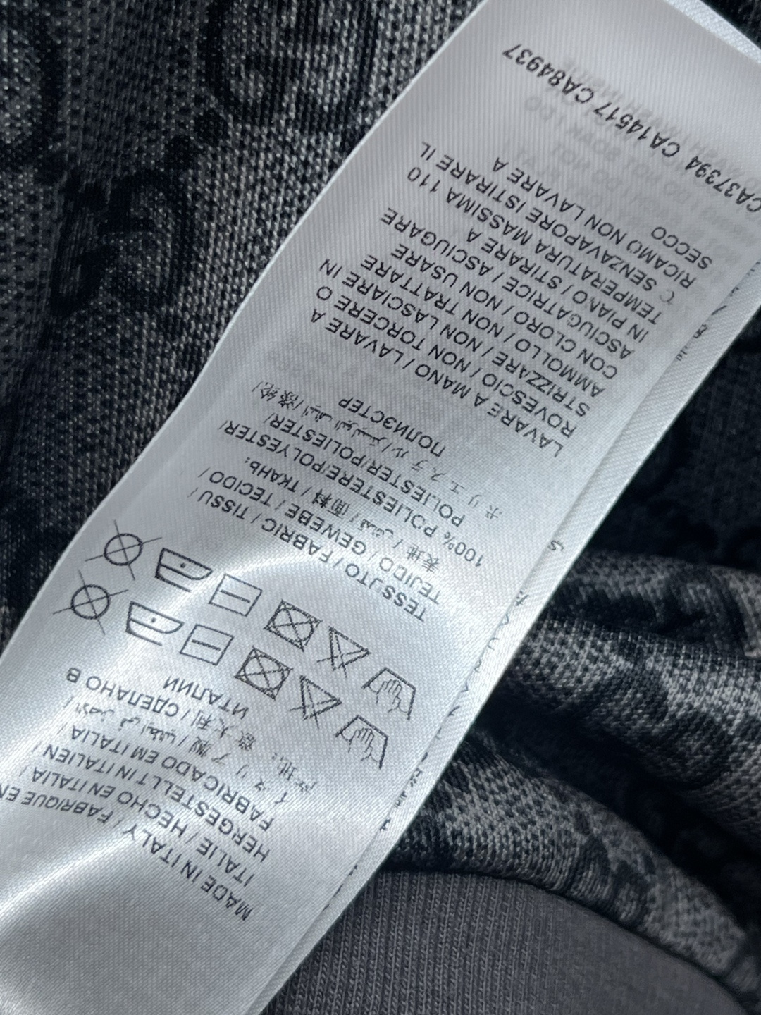 G家 25早秋新款 双G提花休闲运动套装 立领拉链外套+高腰短裤 拉链内里红色织带拼接装饰 简约吸睛又高