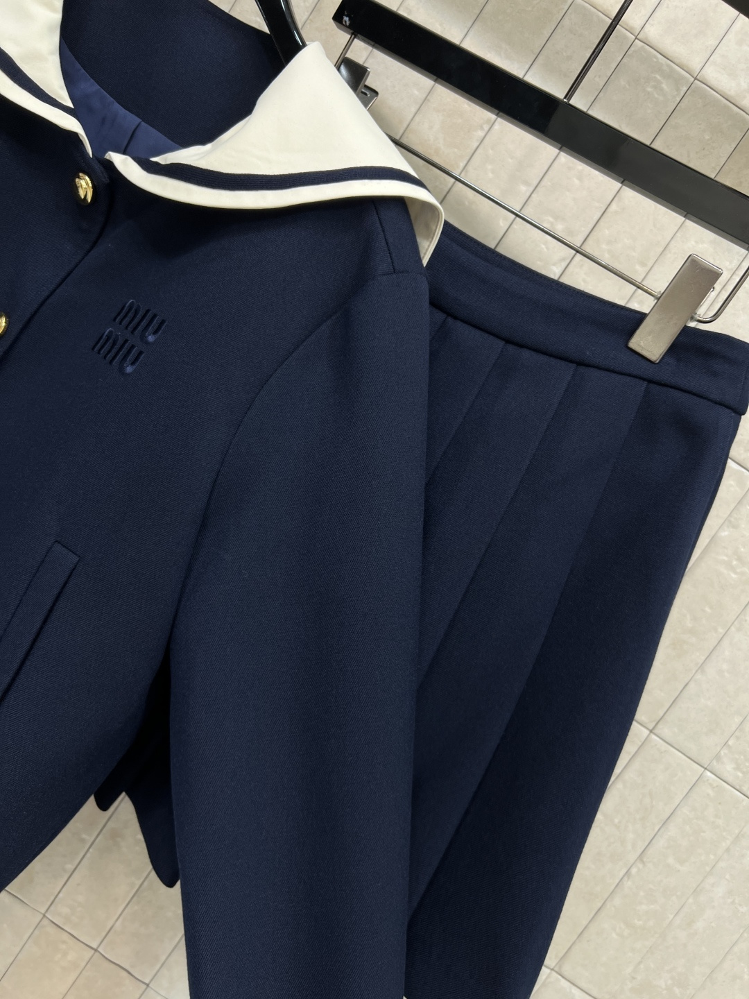 MIu家 25早秋新款 海军领夹克外套 +百褶短裙 海军风风格超级减龄又时髦 夹克版型上衣超拉身材比例 