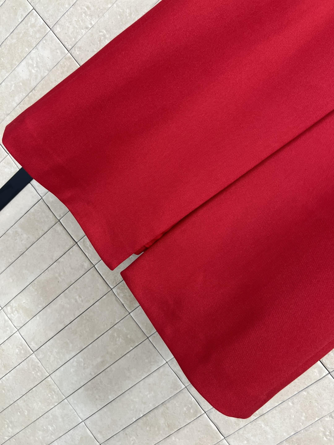 D家 25早秋新款 翻领西装无袖长款连衣裙 自带气场十足 本布腰带搭配 V翻领驳领设计 3D立体剪裁 上