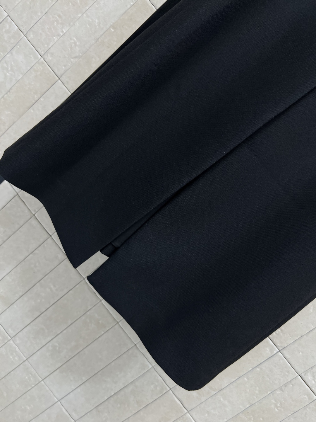 D家 25早秋新款 翻领西装无袖长款连衣裙 自带气场十足 本布腰带搭配 V翻领驳领设计 3D立体剪裁 上