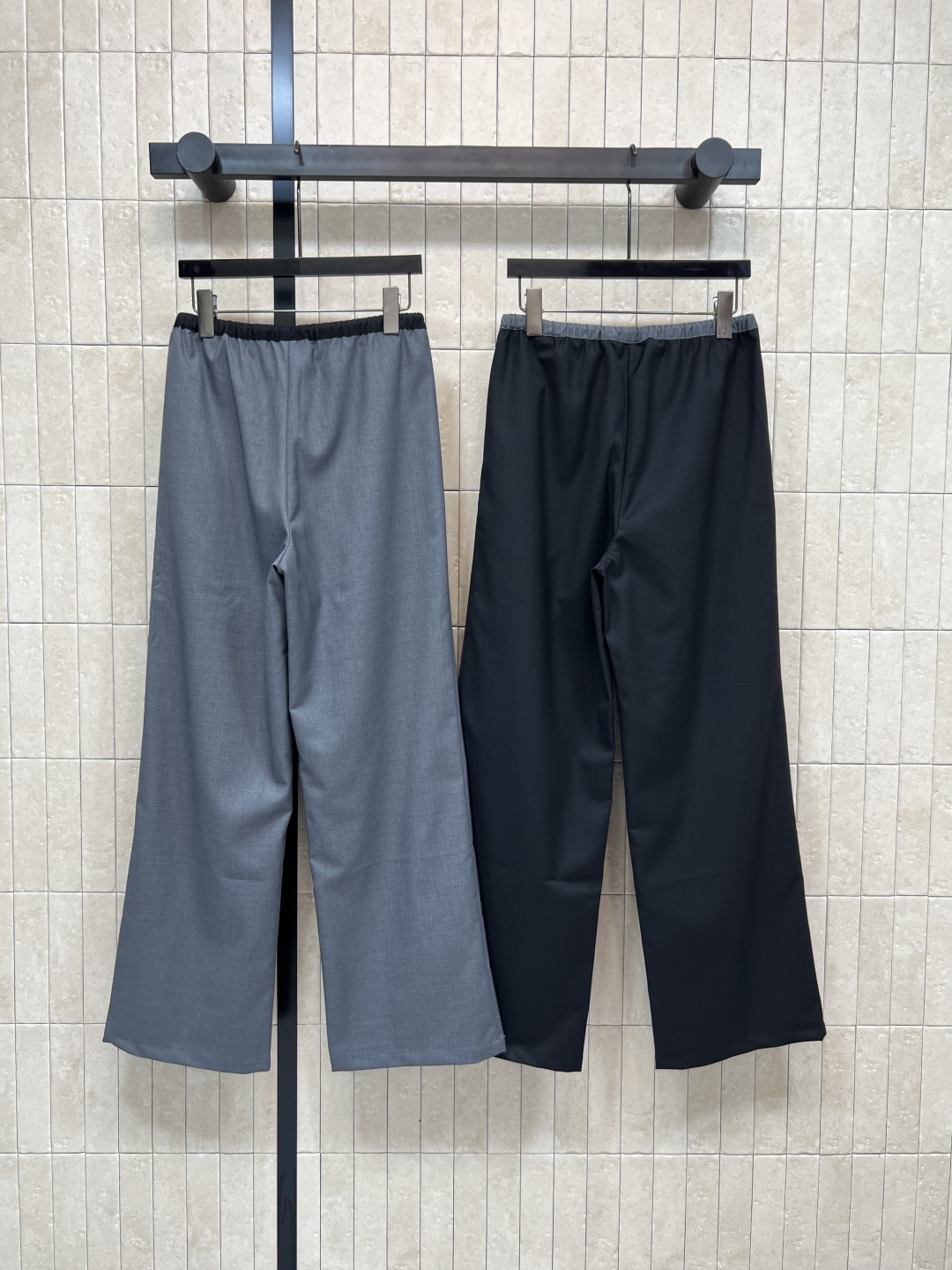 MIu家 25早秋新款 撞色高腰西装裤  刺绣品牌标志性时髦大气 显瘦显高一绝 可闭眼入的那一挂 轻松搭