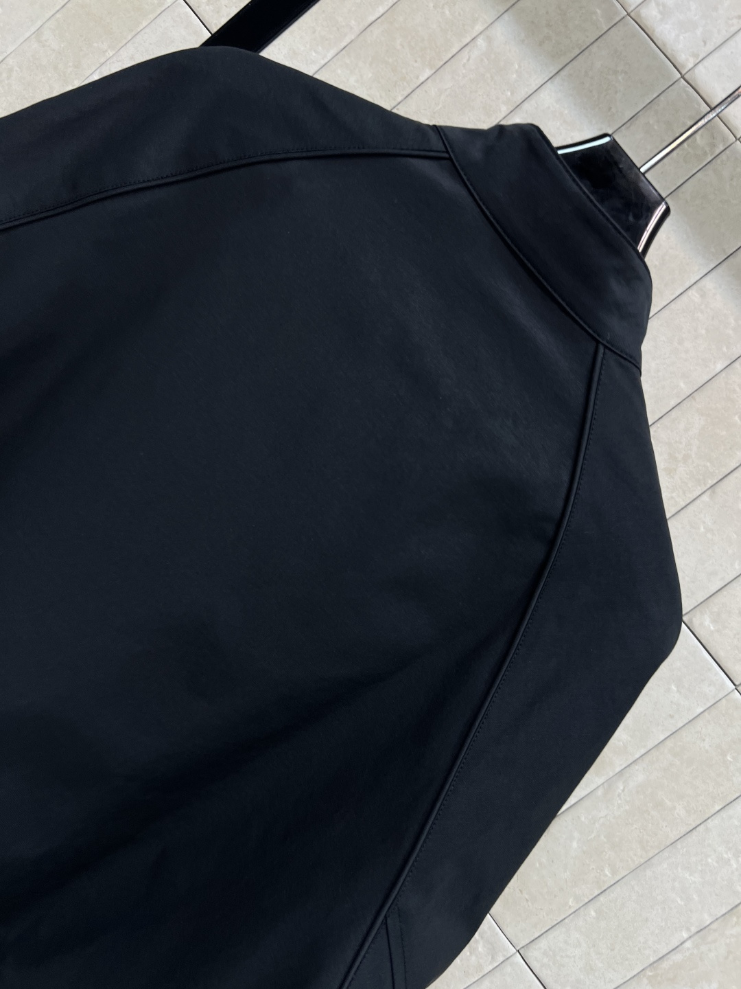 L家 25早秋新款 飞行员夹克外套 男友风的外套 帅气又有气质 立领插肩袖宽松版型 非常百搭显瘦 简单又