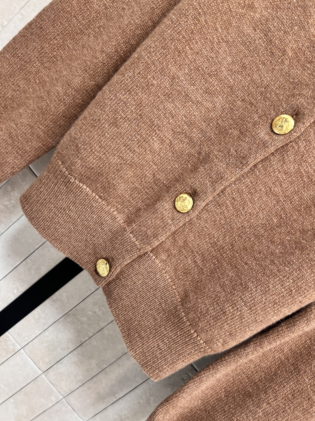 CE家 25早秋新款 凯旋门花纹提花针织系列 圆领套头毛衣+ 圆领开衫 自带名媛范气质 上身真的太美了 