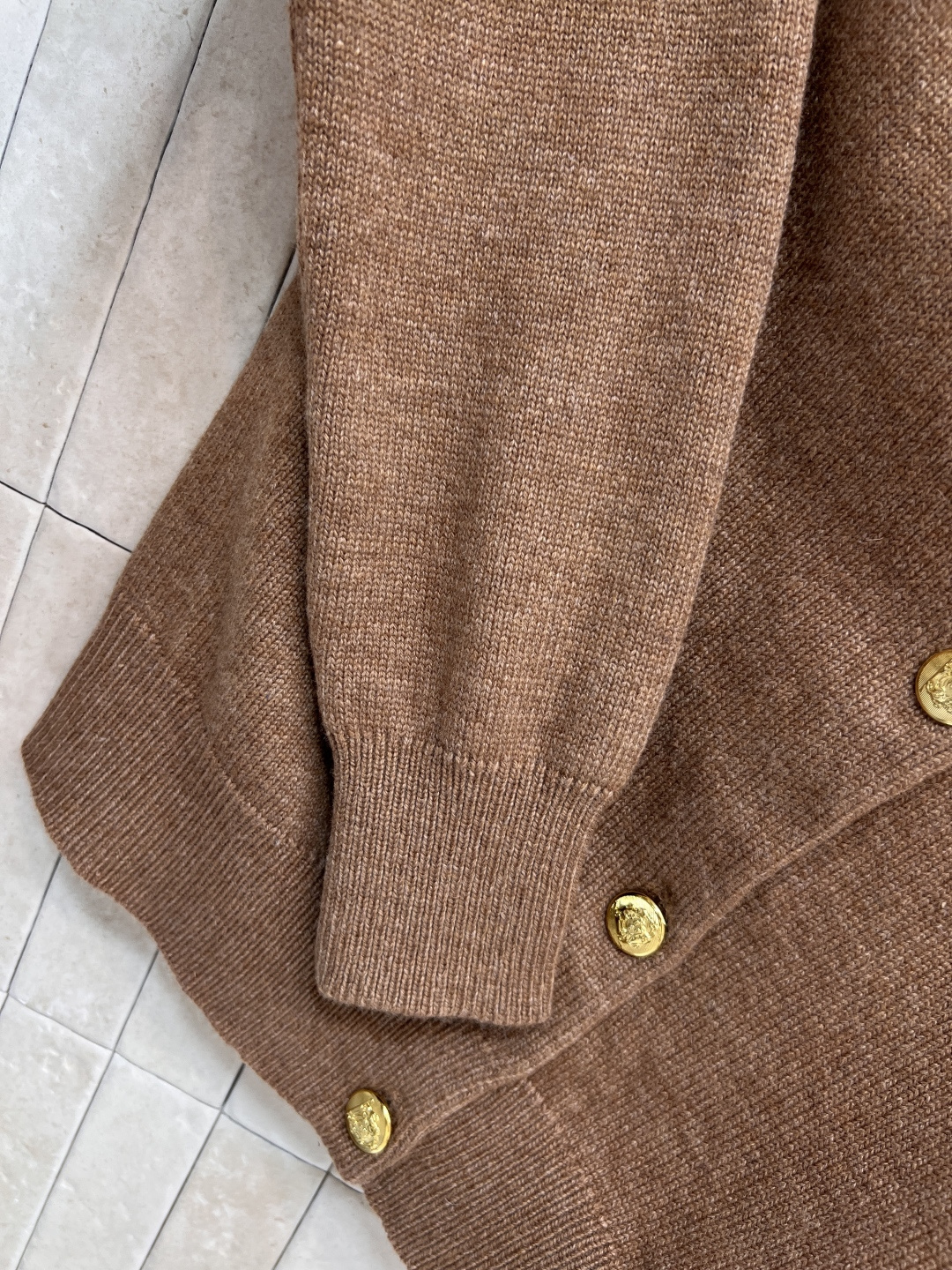 CE家 25早秋新款 凯旋门花纹提花针织系列 圆领套头毛衣+ 圆领开衫 自带名媛范气质 上身真的太美了 