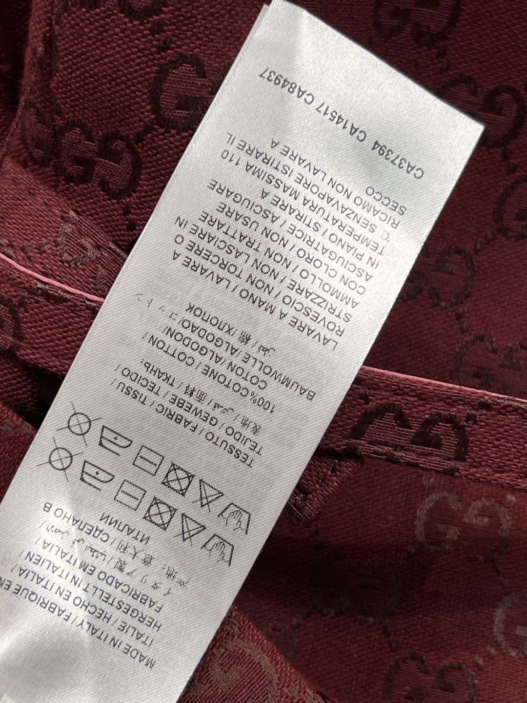 G家 25早秋新款 红色双G提花系列 翻领无袖收腰马甲 经典满印的GG提花外套 喜欢老花的一定不要错过 