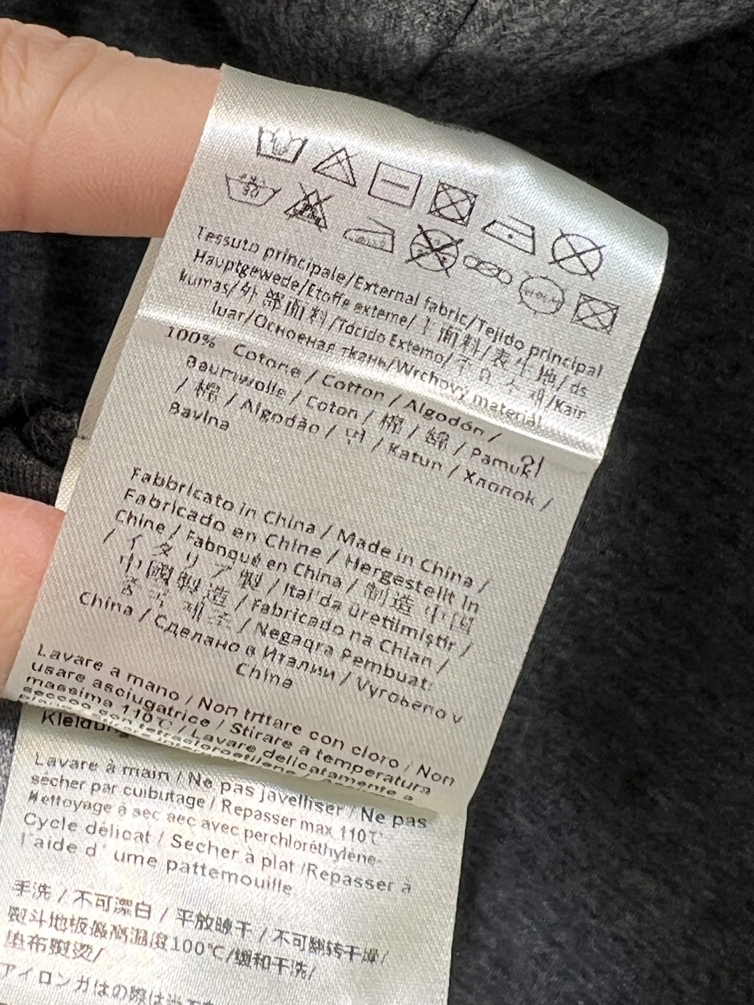 FD家 25早秋新款 蕾丝拼接休闲套装 蕾丝连帽长袖卫衣+松紧腰短裙 绝绝子一套搭配 品牌刺绣logo点