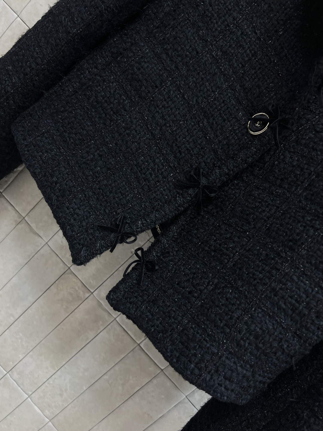 小香家 25早秋新款 蝴蝶结装饰粗花呢西服外套 帅气又温柔的小外套 可甜可盐 上身减龄感十足 气质西装领