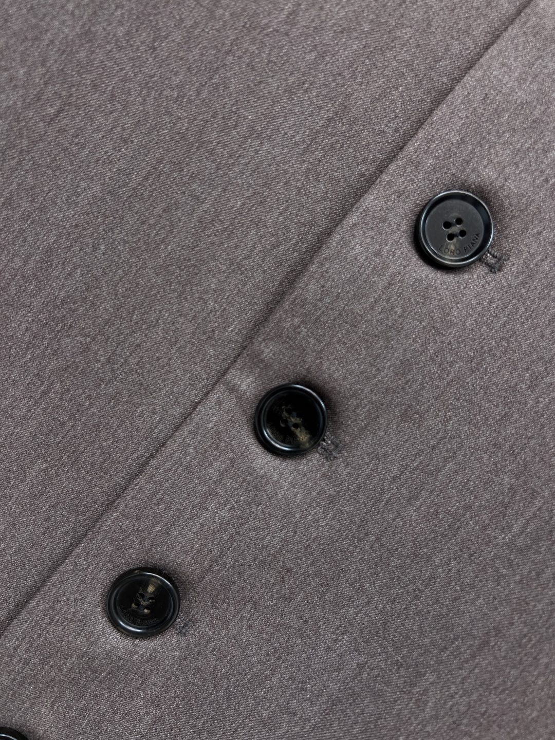 LP家 25秋冬新款 拼色立领西装外套+高腰百褶半身裙 妥妥的老钱风 上身又帅又高级 撞色拼接小立领设计