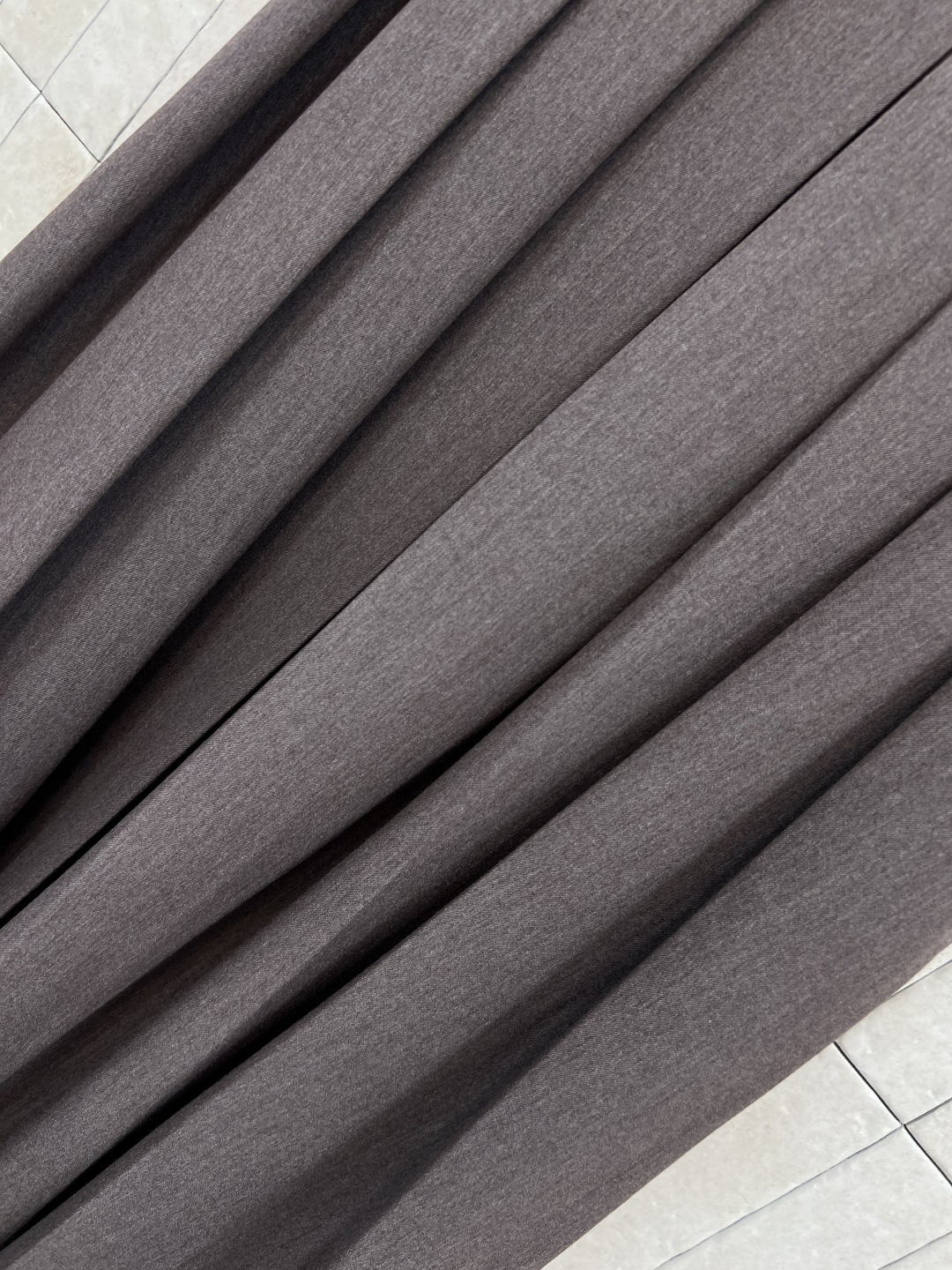 LP家 25秋冬新款 拼色立领西装外套+高腰百褶半身裙 妥妥的老钱风 上身又帅又高级 撞色拼接小立领设计