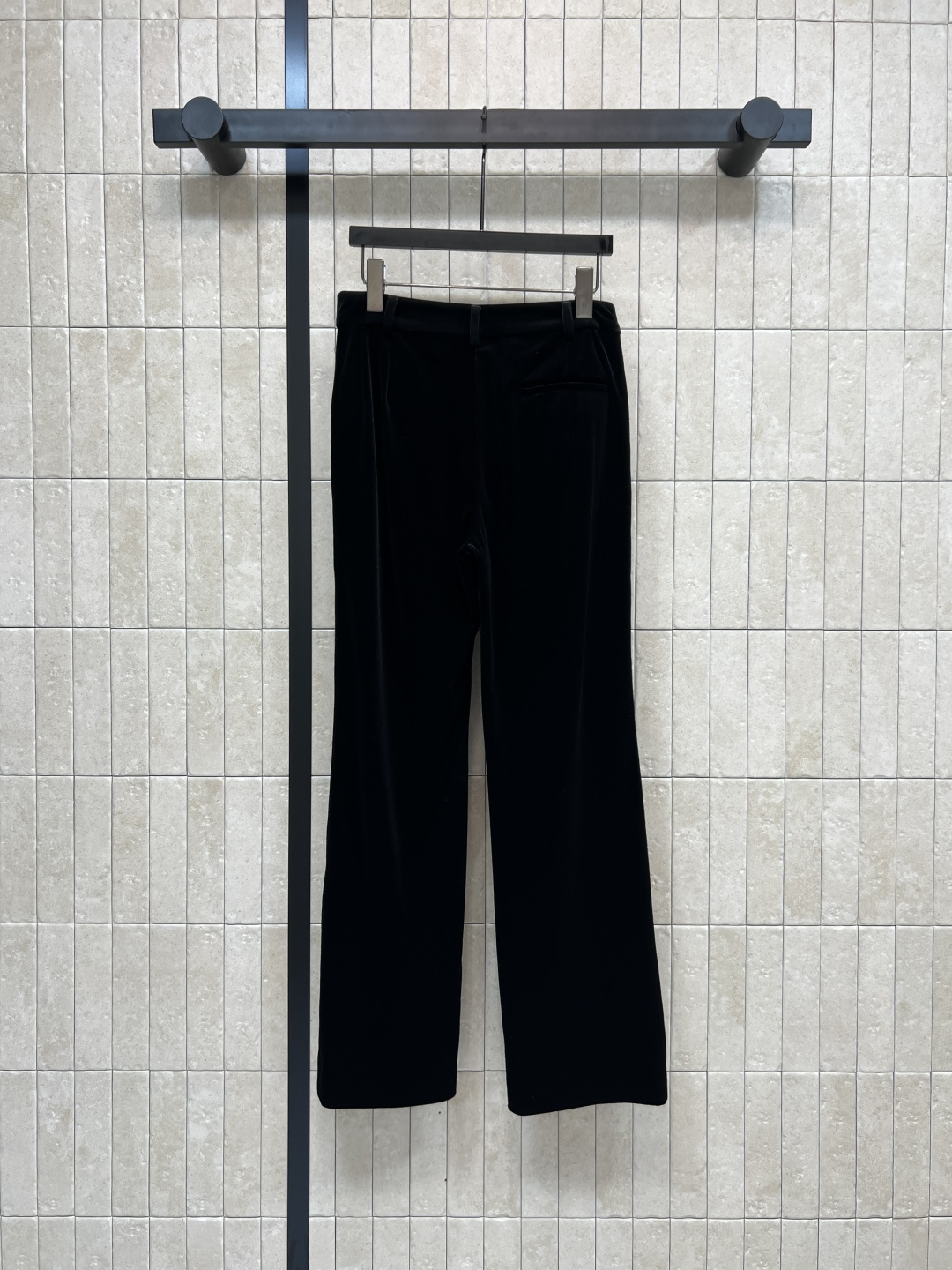 D家25秋冬新款 丝绒休闲裤 直简阔腿裤型 一秒显瘦又百搭 显高显瘦的时髦神器 日常必备高街单品 低调又