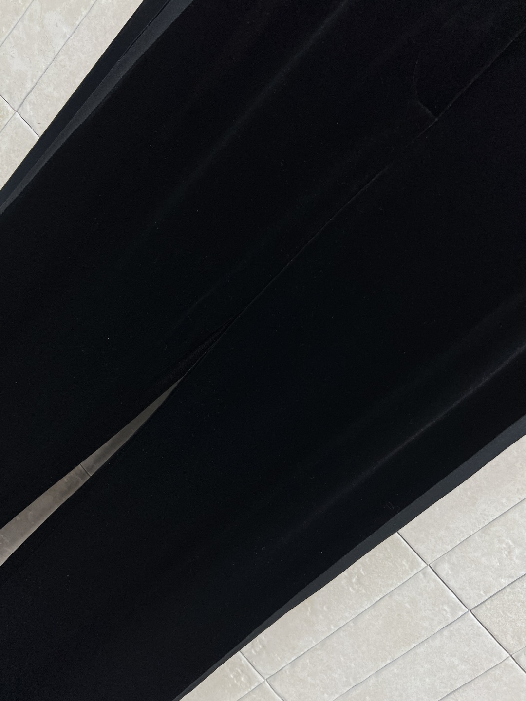 D家25秋冬新款 丝绒休闲裤 直简阔腿裤型 一秒显瘦又百搭 显高显瘦的时髦神器 日常必备高街单品 低调又