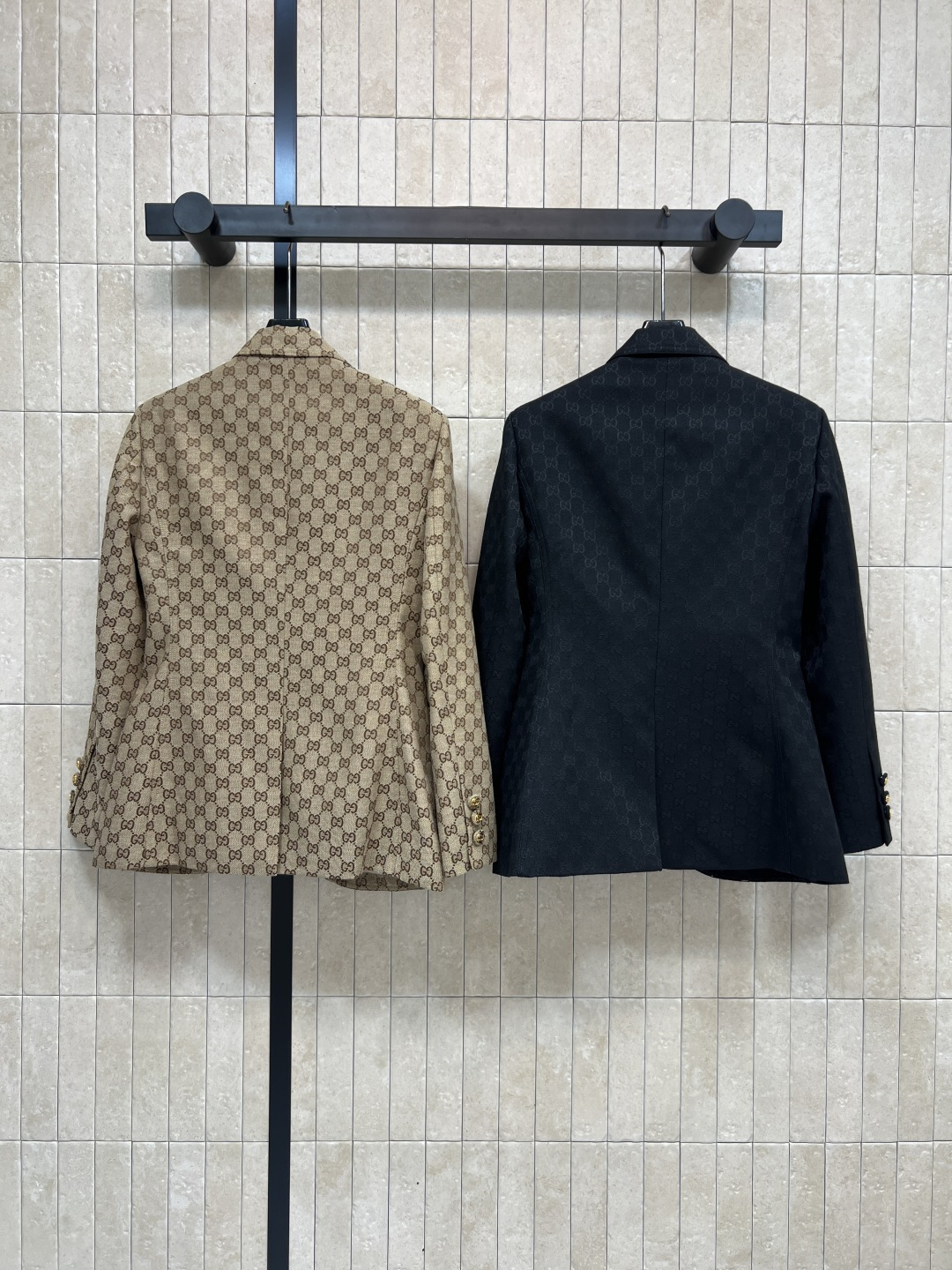 G家 25秋冬新款 双G提花西装外套 各种场合都适合穿 秒抬气质 超级有气质 自带气场感 合身的版型 属