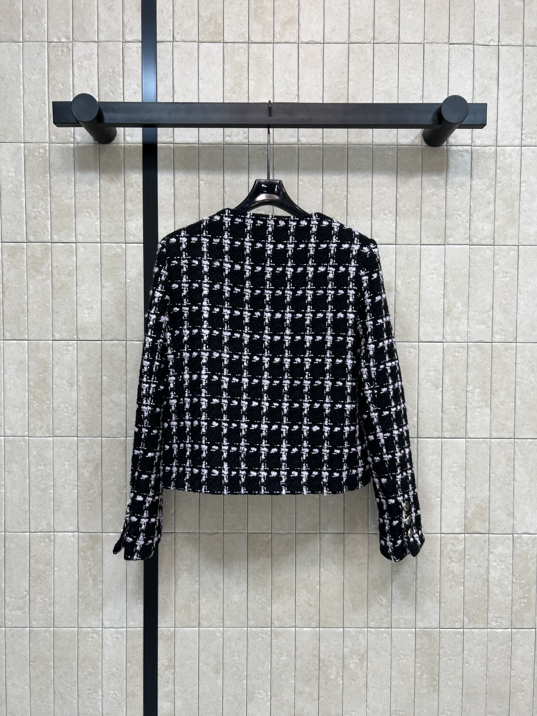 小香家 25秋冬新款 格纹粗花呢系列 圆领短款外套+圆领连衣裙外套 +短裙 一系列搭配上身很抬气质 时髦