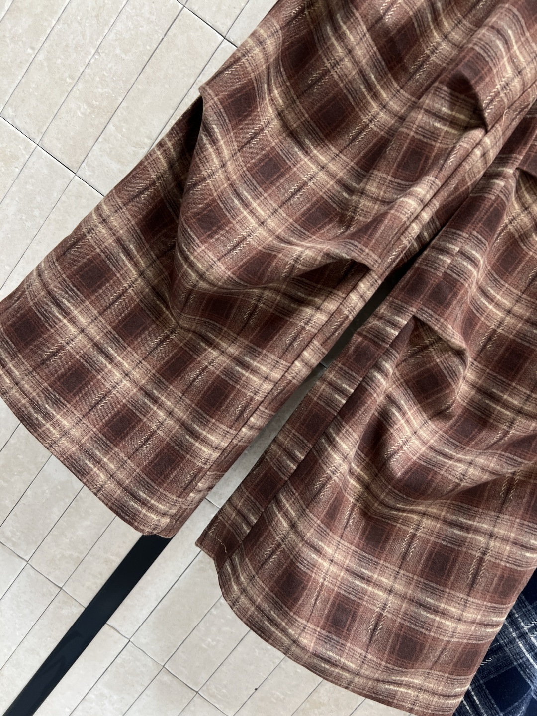 MIu家 25秋冬新款 格纹褶皱休闲裤 直筒撞色高腰设计 显瘦又藏肉 裤脚褶皱设计 酷女孩必收款 炫酷休