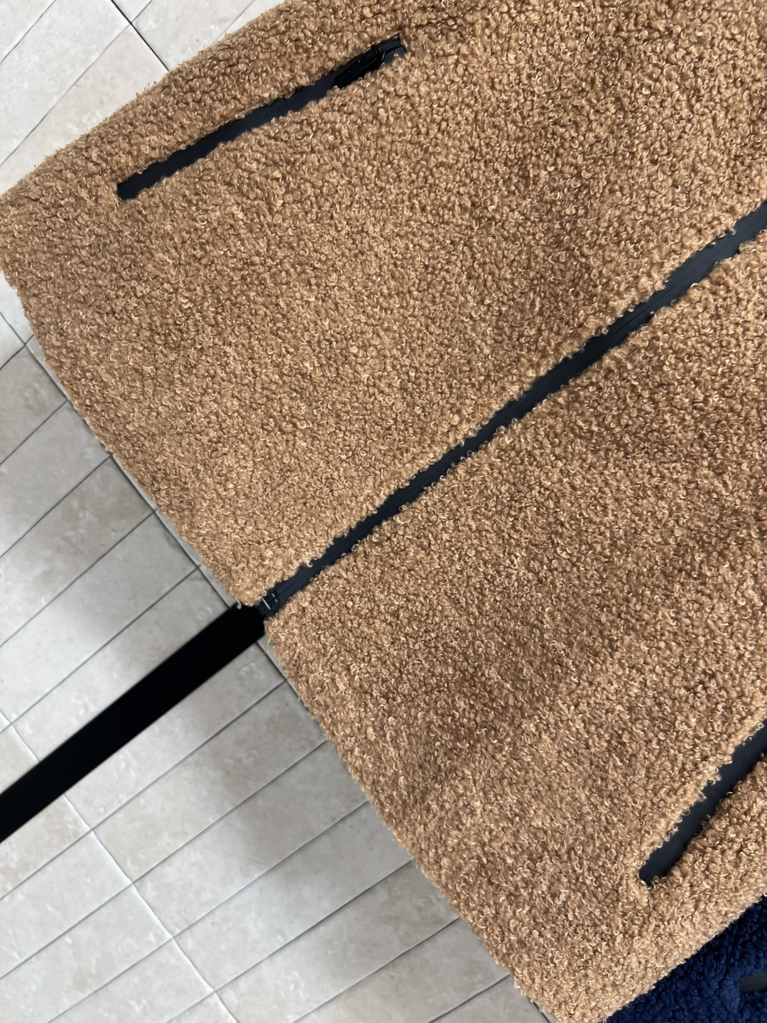 MIu家 25秋冬新款 摇粒绒拉链马甲外套 造型时髦的单品搭配 小立领无袖背心马甲 上身帅气又时髦有型 