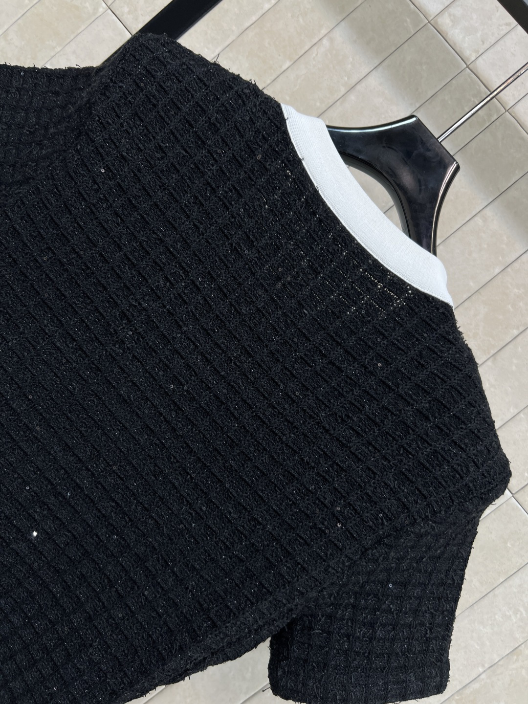 Self 25秋冬新款 钉珠花朵针织短袖连衣裙 千金名媛即视感狠狠拿捏 黑色一经典百搭搭配腰带收腰显瘦 