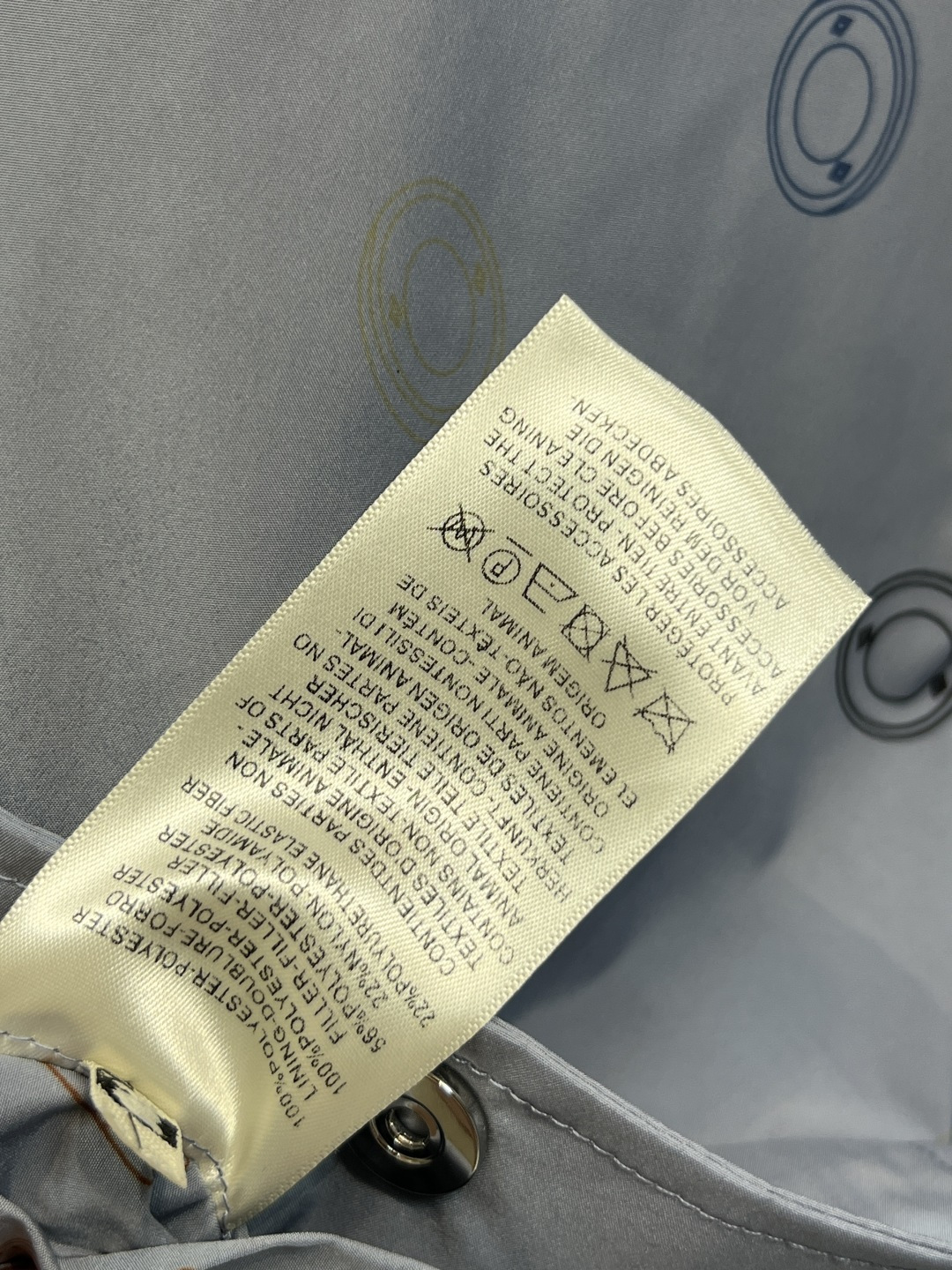 M家 25秋冬新款 双面穿连帽夹棉外套 一面纯色菱形行缝 一面满印圈圈印花图案 自带氛围感不会呆板 保暖