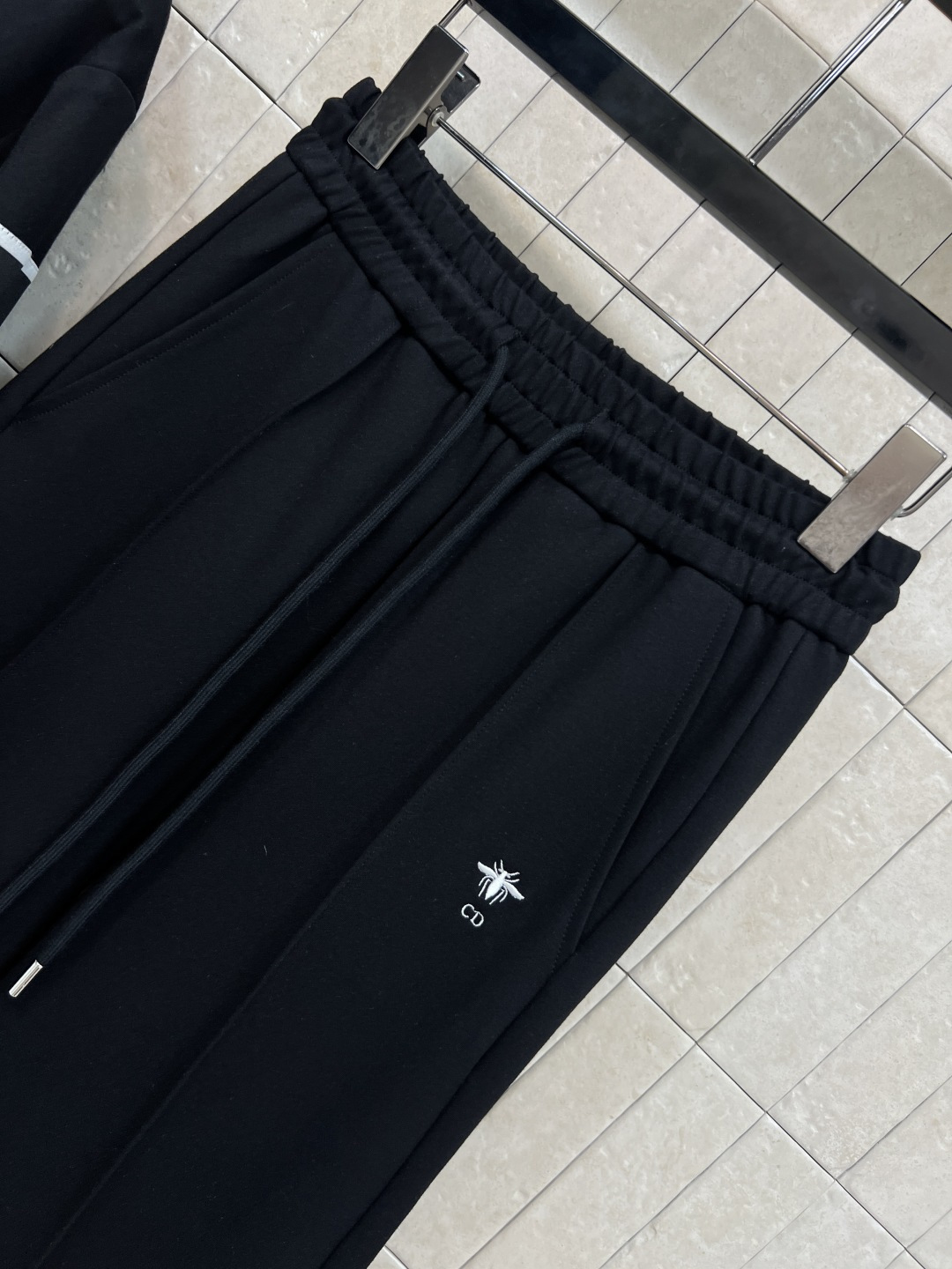 D家 25秋冬新款 双面穿连帽拉链卫衣外套+高腰休闲裤 日常休闲运动套装 简洁又时尚大气 出门无搭配烦恼