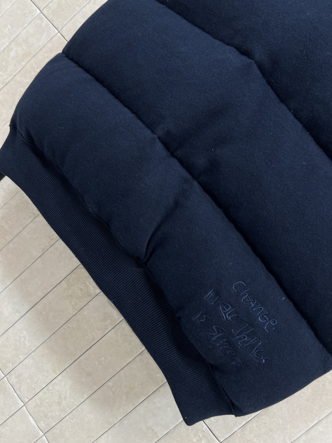 M家 25秋冬新款 立领羽绒服马甲 软糯亲肤有设计感 立领无袖马甲基础版型 上身显瘦又百搭 秋冬造型神器