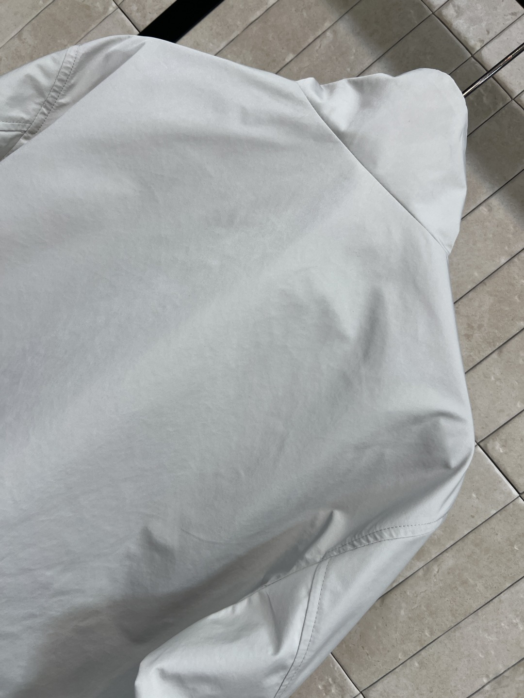 L家 25秋冬新款 冲锋衣立领拉链外套 男女同系列哦 户外旅游最佳选择 上身男潮女帅 防风防水又显瘦有型