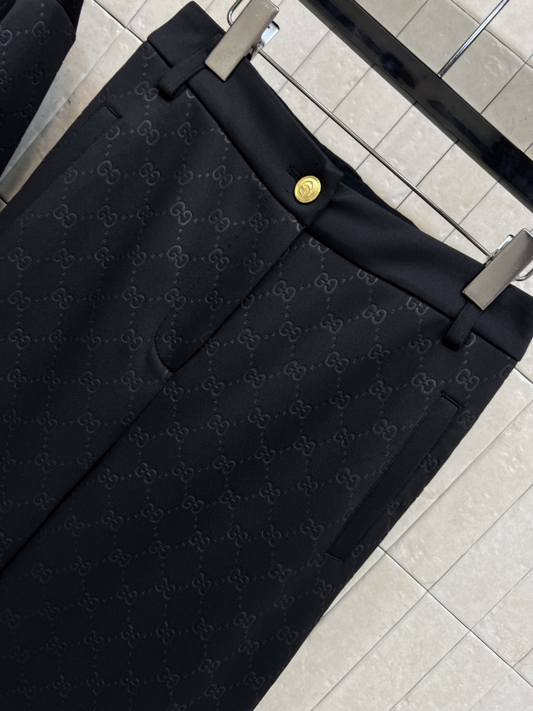 G家 25秋冬新款 双G提花休闲套装 翻领夹克外套+高腰直筒裤 喜欢老花的一定不要错过 经典老花休闲运动