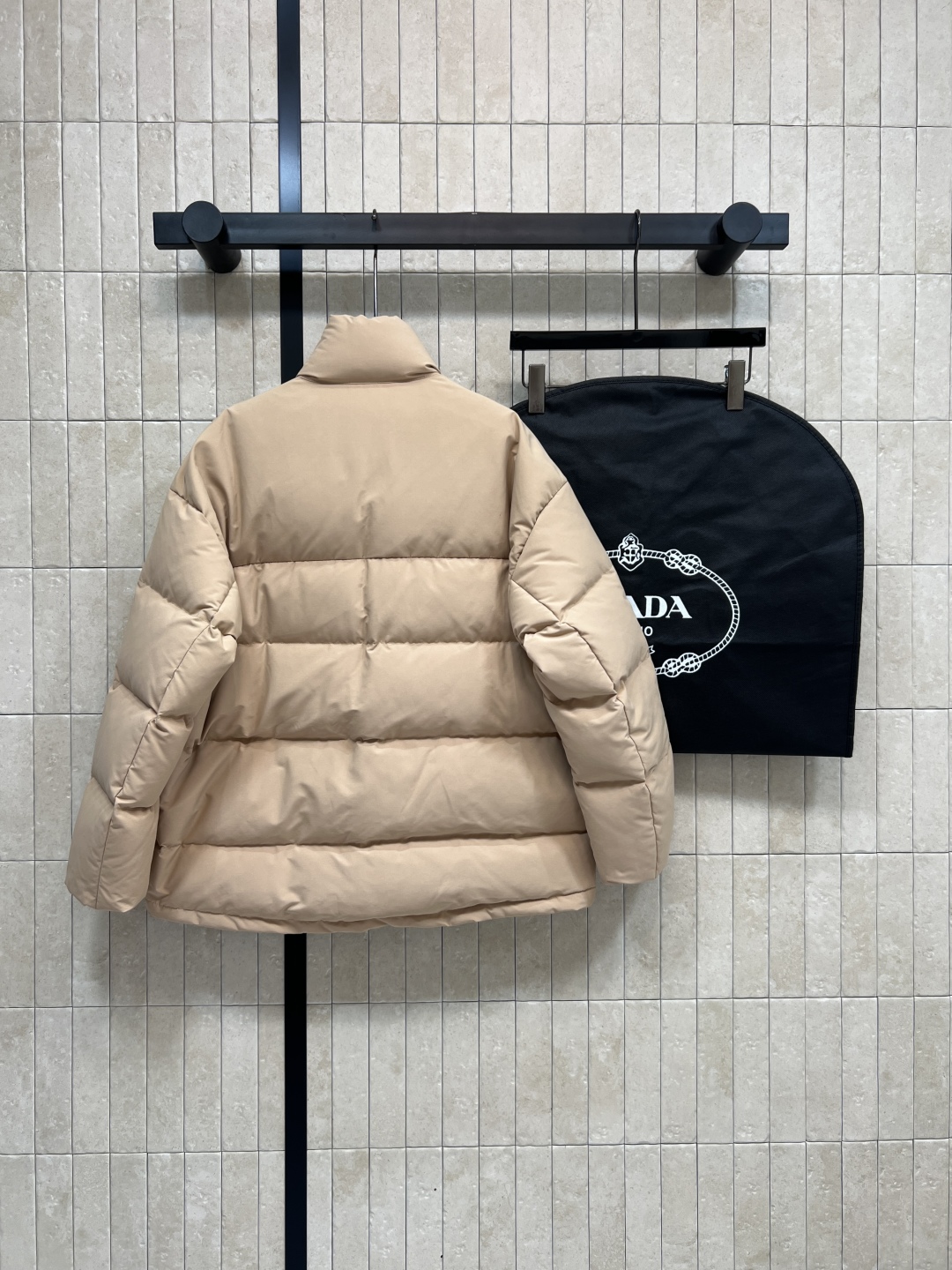 PD家 25秋冬新款 高颜值面包羽绒服 超级超级治愈好看 上身绝绝子 立领面包服宽松版型 既能拿捏酷帅感