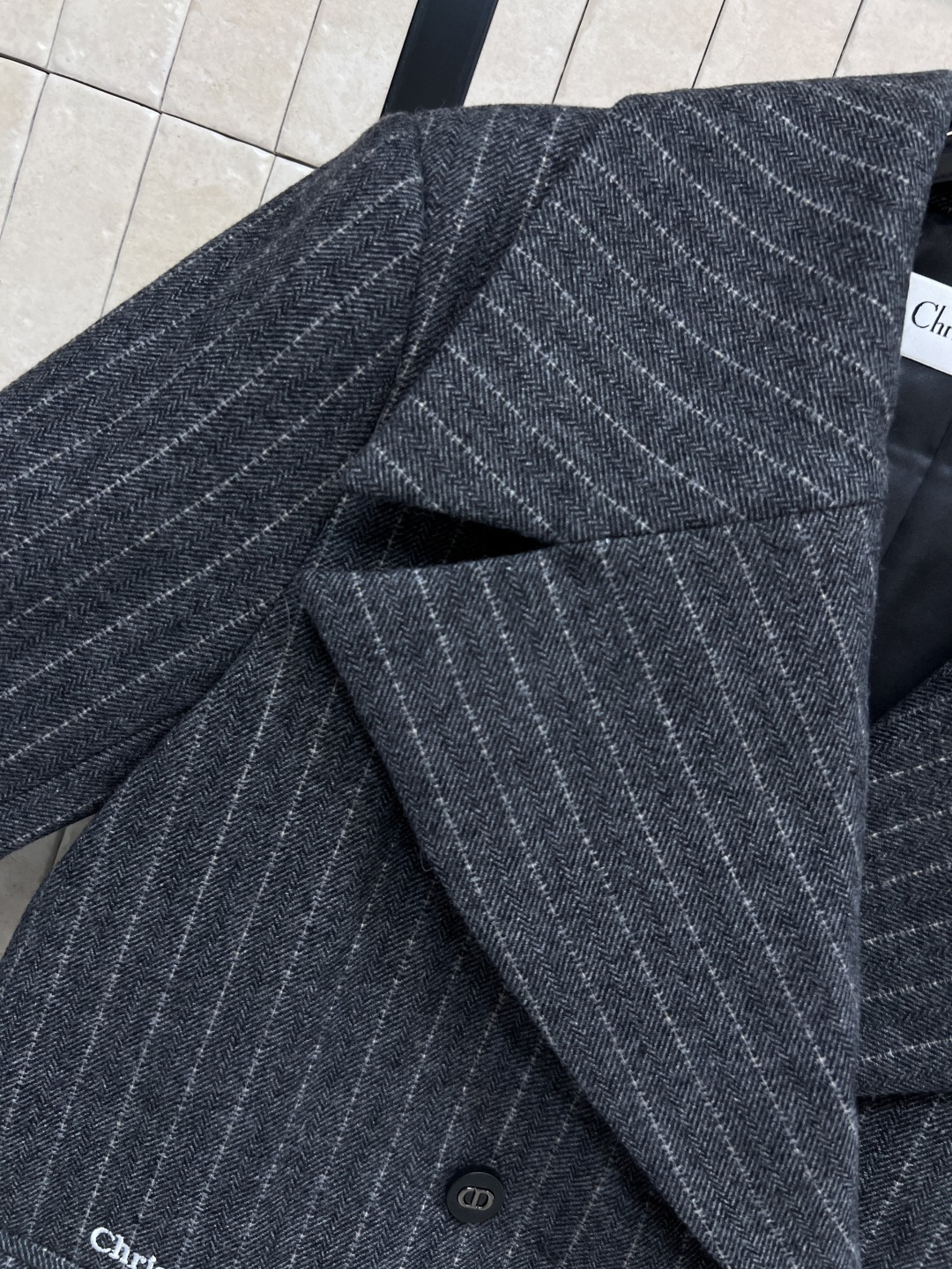 D家 25秋冬新款 条纹羊毛西装外套 又飒又高级西装控必入 超高人气的品牌理念经典酷女孩系列 最经典条纹