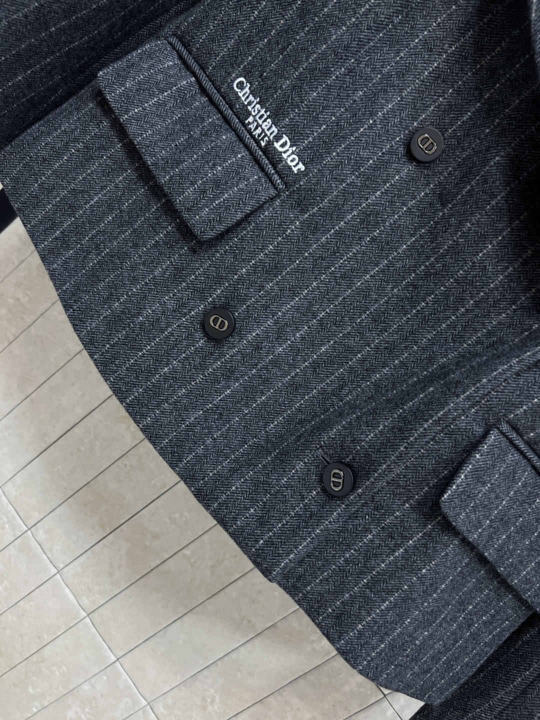 D家 25秋冬新款 条纹羊毛西装外套 又飒又高级西装控必入 超高人气的品牌理念经典酷女孩系列 最经典条纹