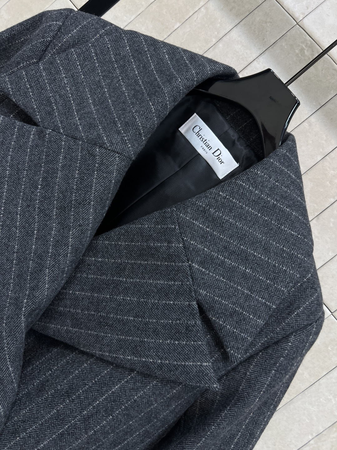 D家 25秋冬新款 条纹羊毛西装外套 又飒又高级西装控必入 超高人气的品牌理念经典酷女孩系列 最经典条纹